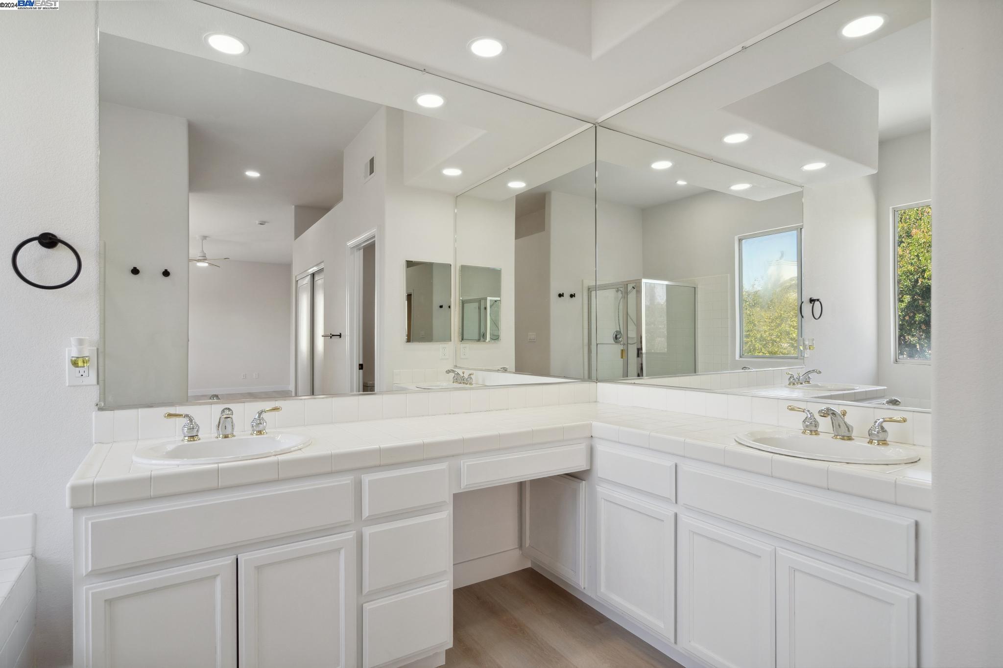 2119 Aspen Way