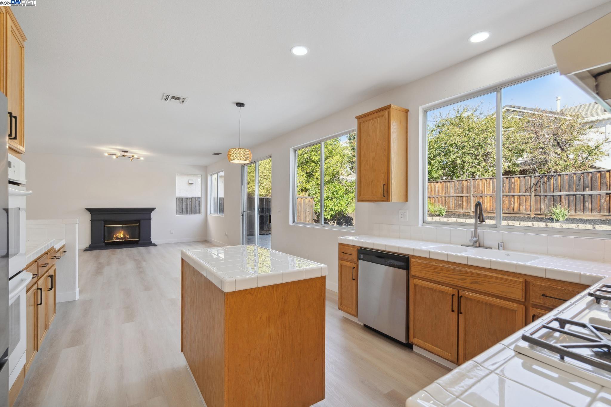 2119 Aspen Way