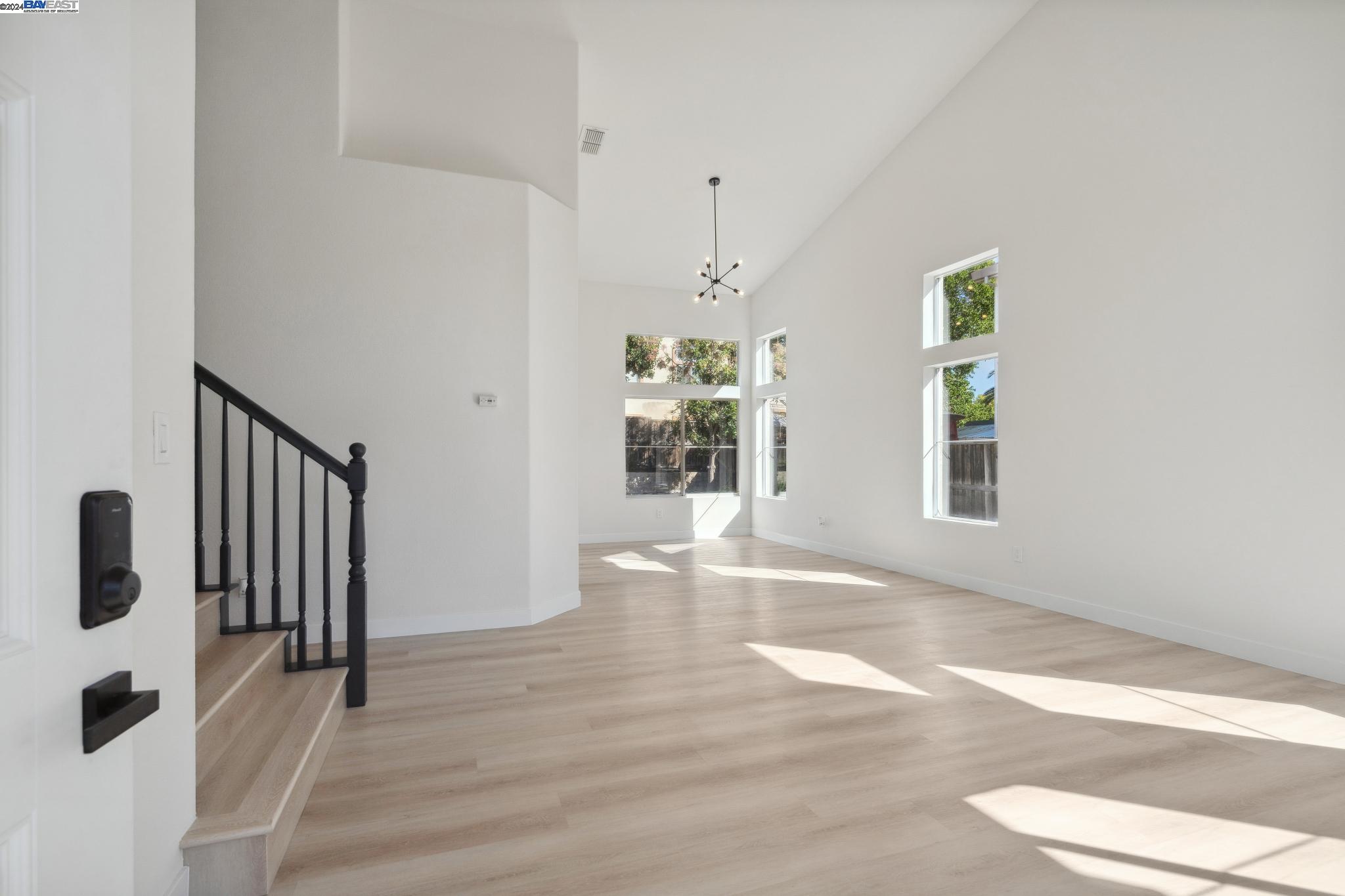2119 Aspen Way