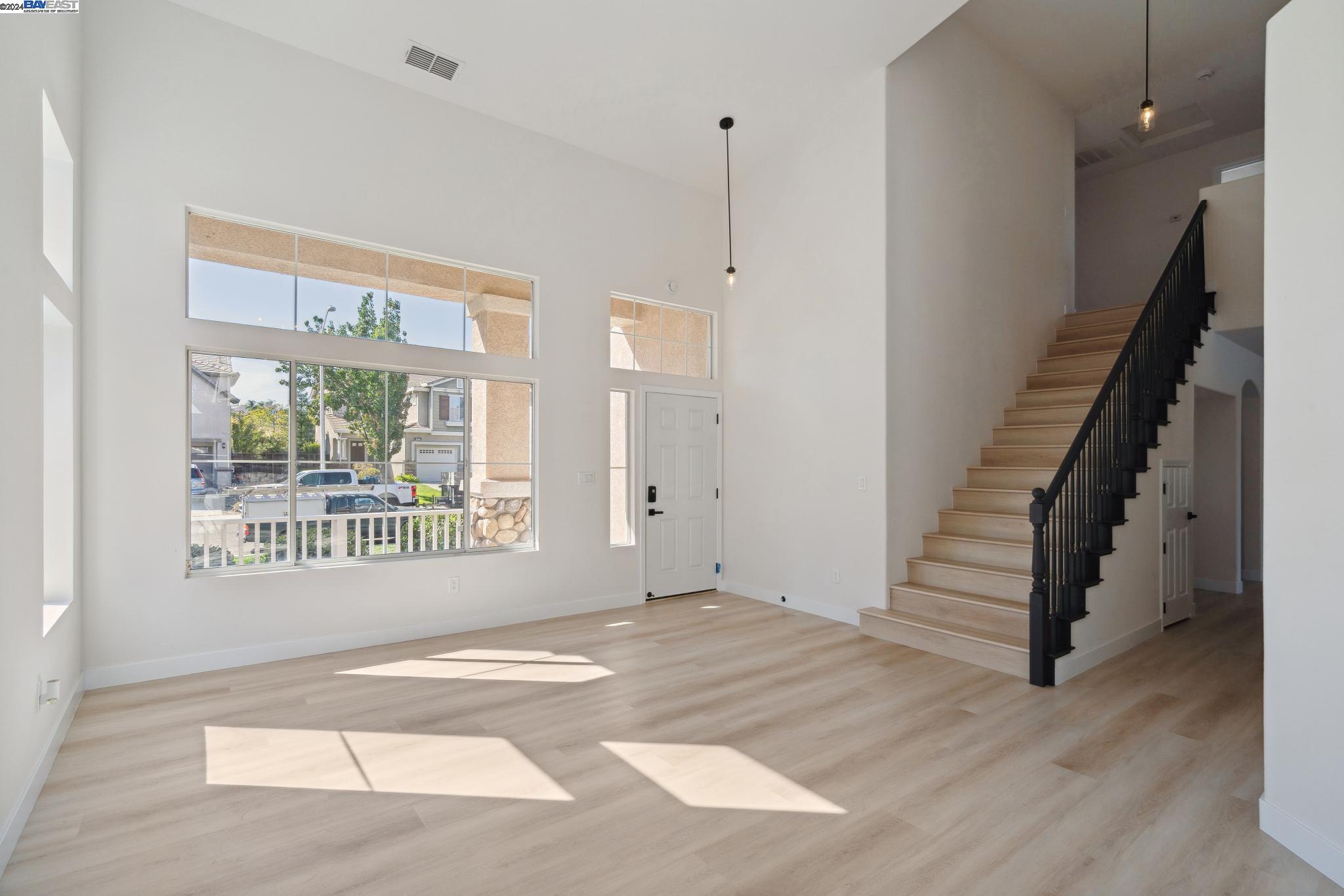 2119 Aspen Way