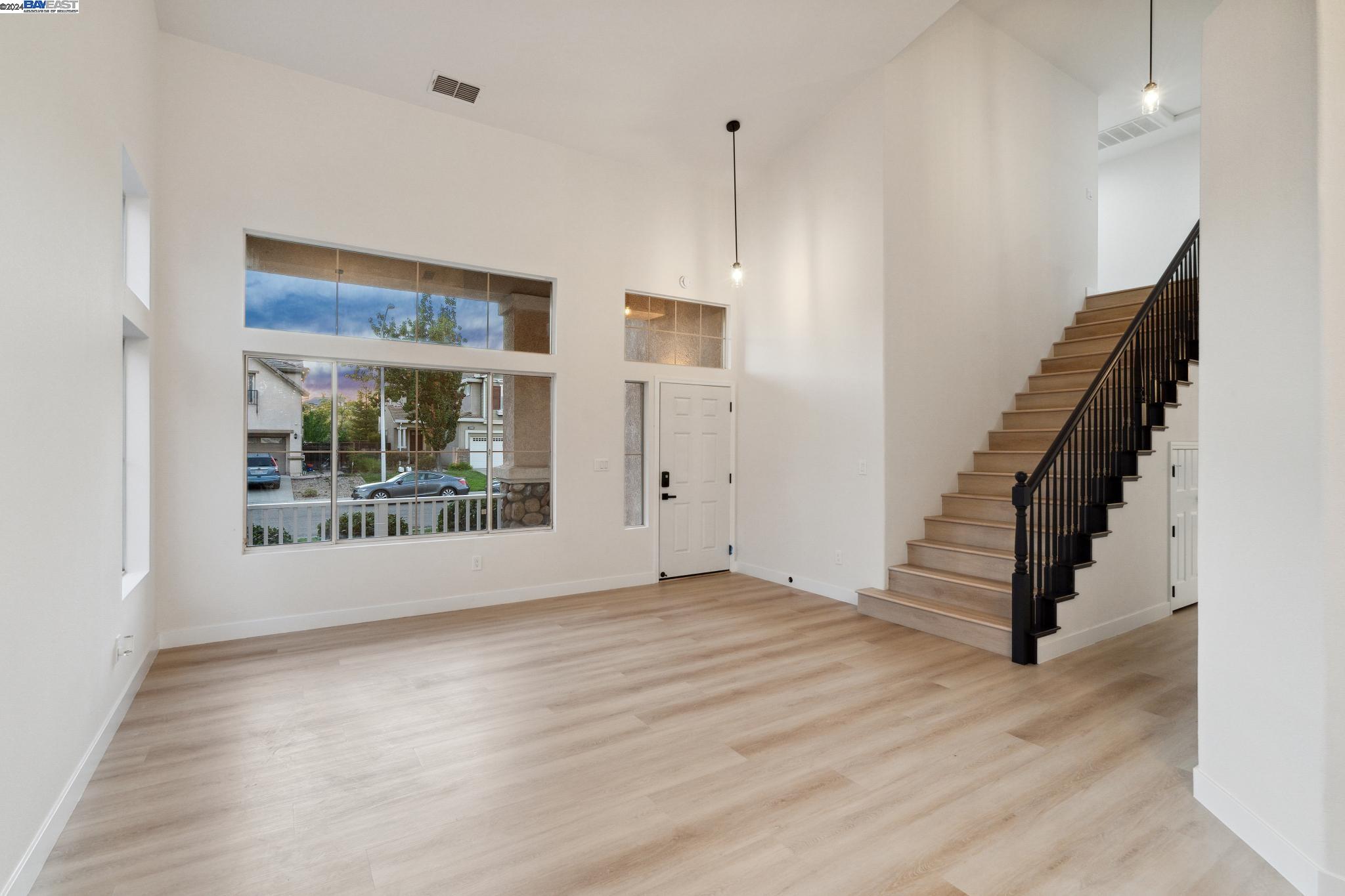2119 Aspen Way