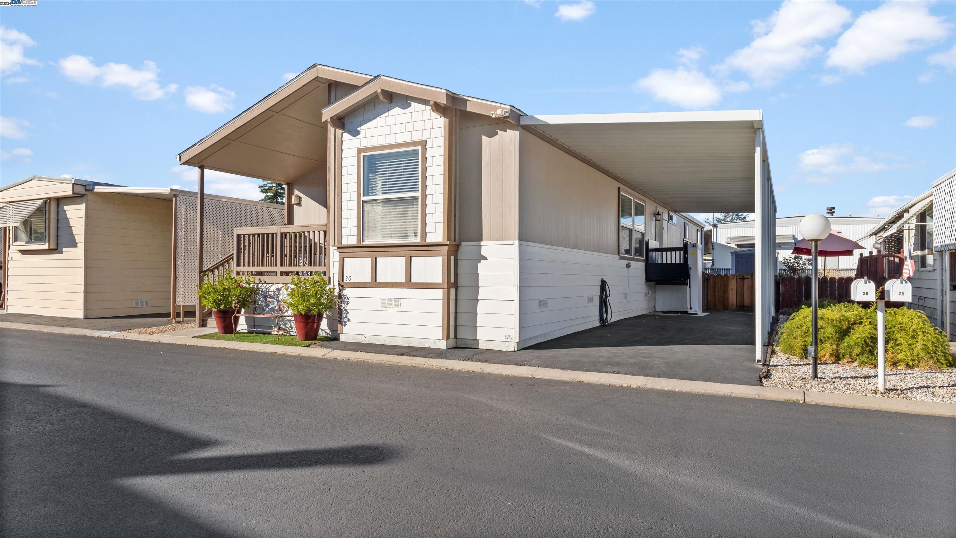 3660 Walnut Blvd # 30
