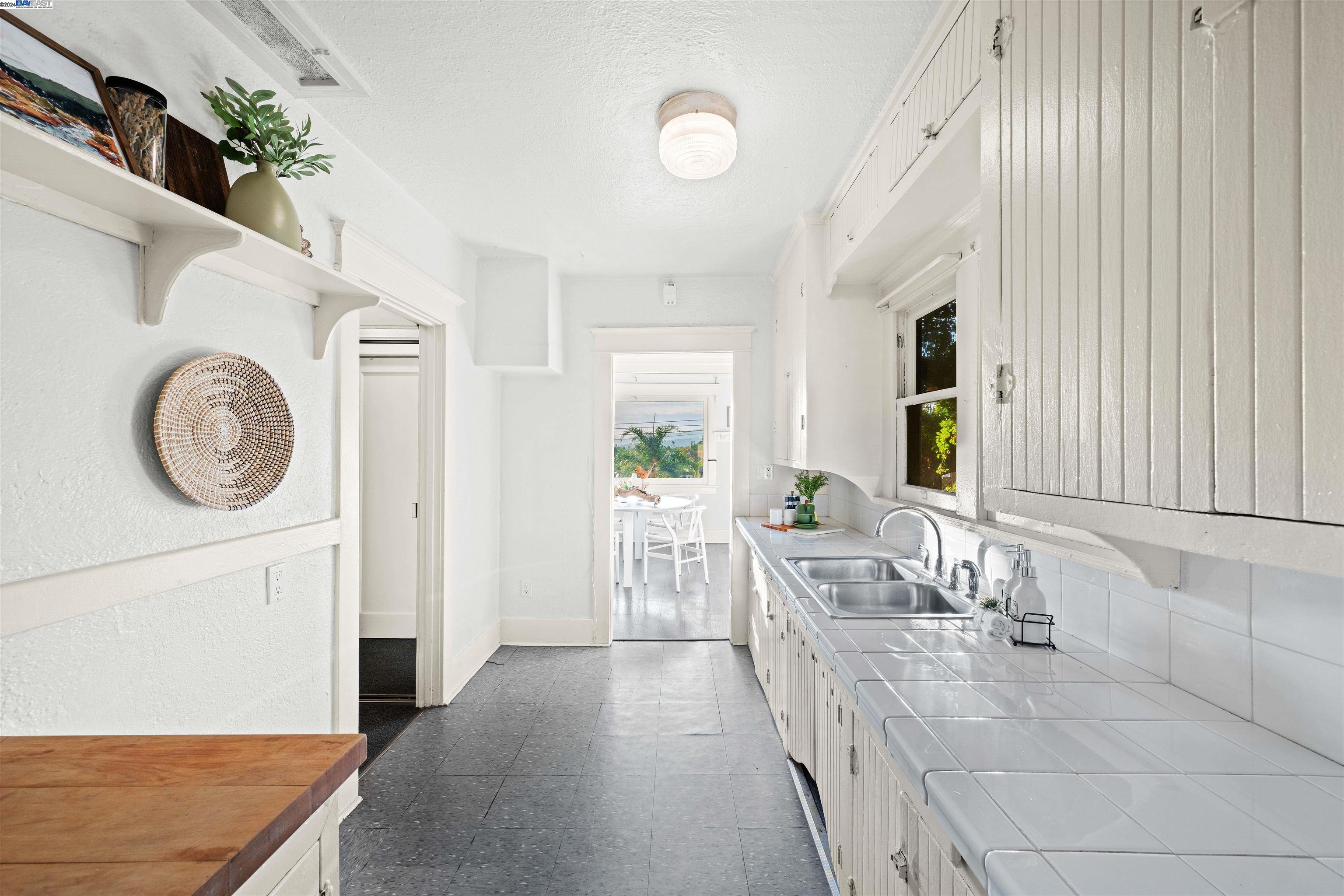 1508 N Avenue 56