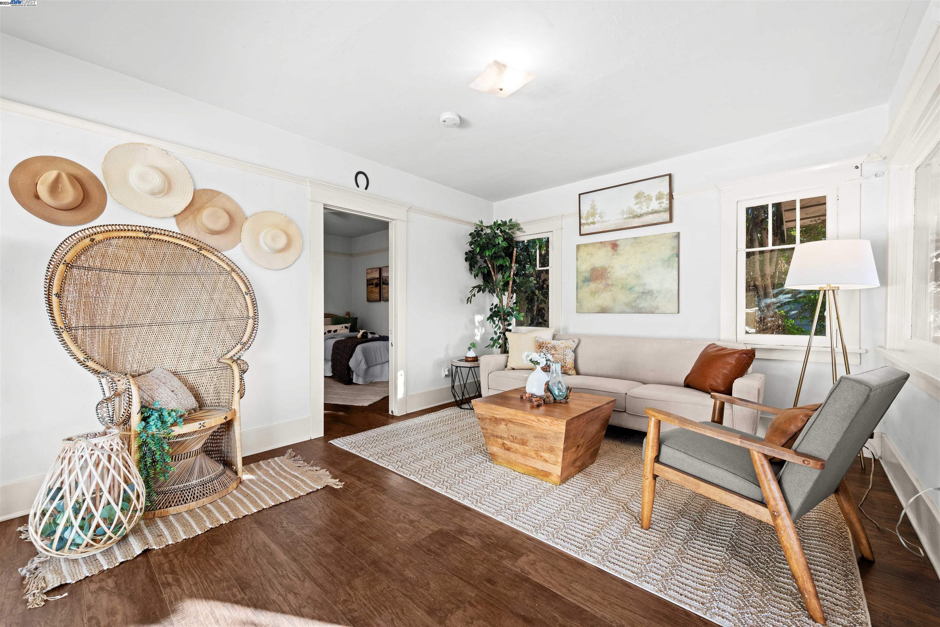 1508 N Avenue 56