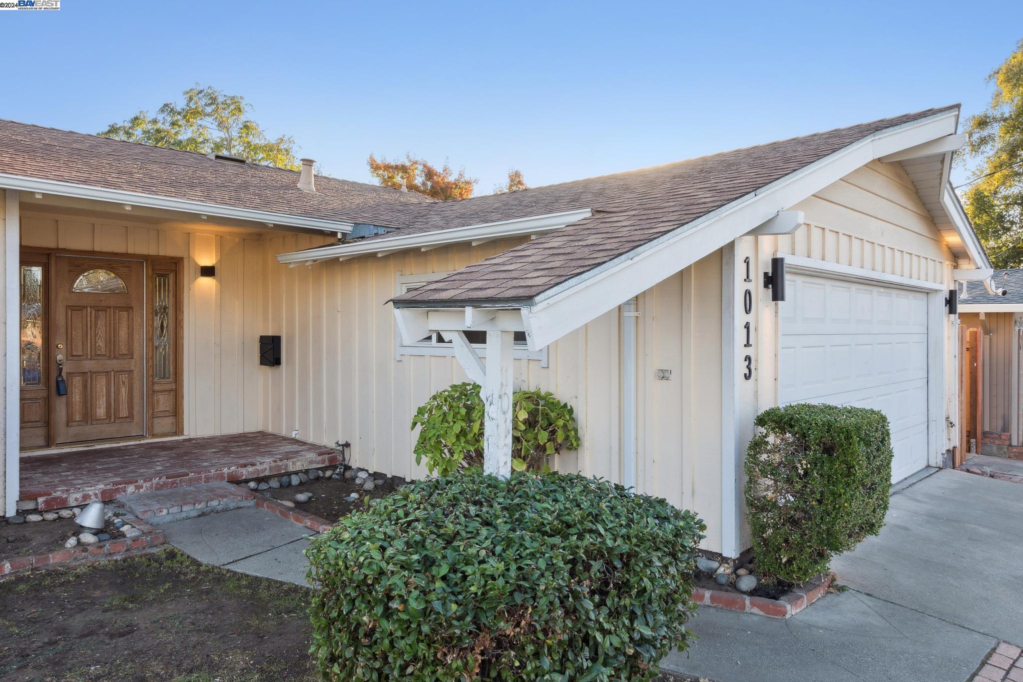 1013 Saint Frances Dr