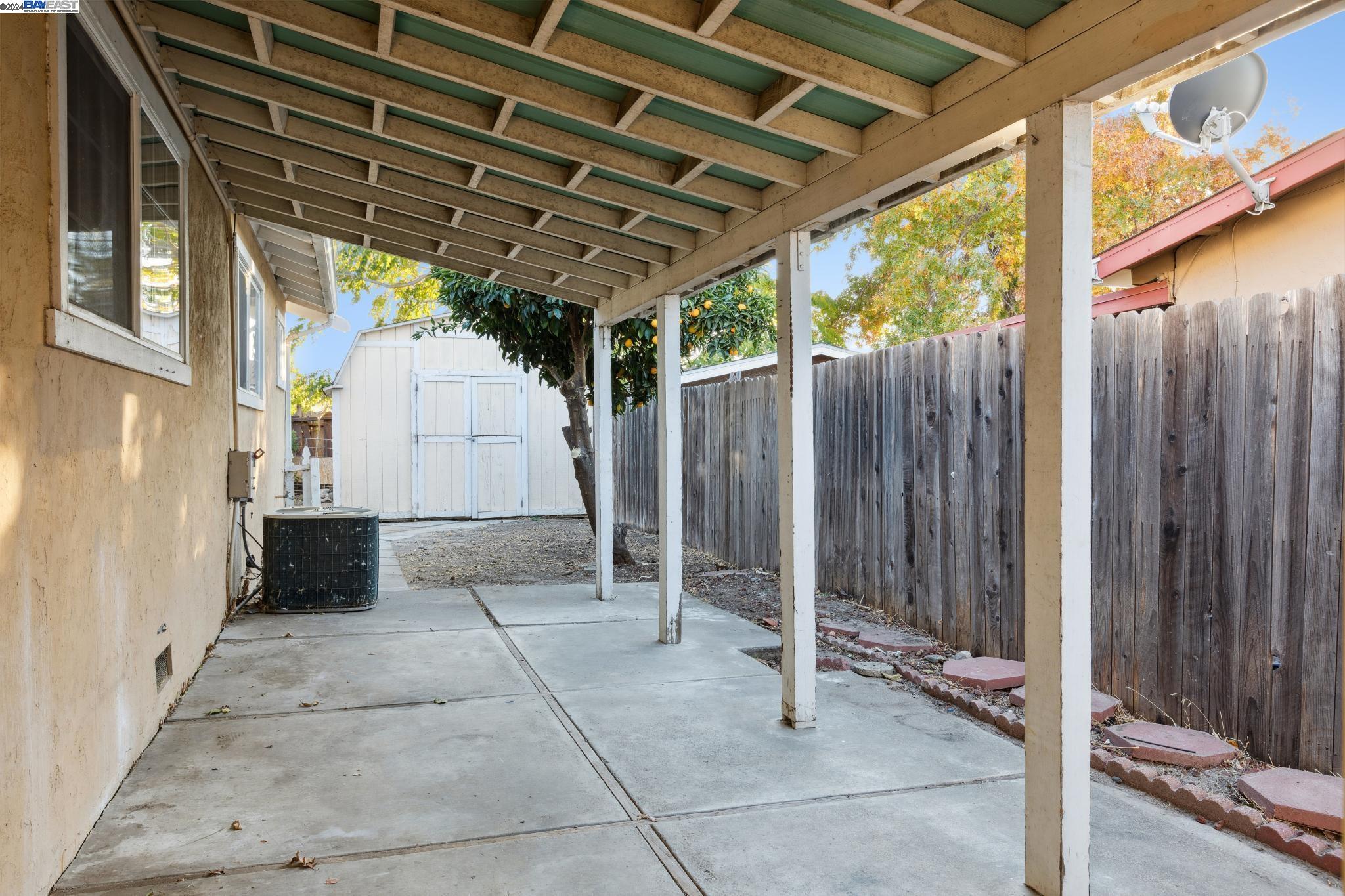 1013 Saint Frances Dr