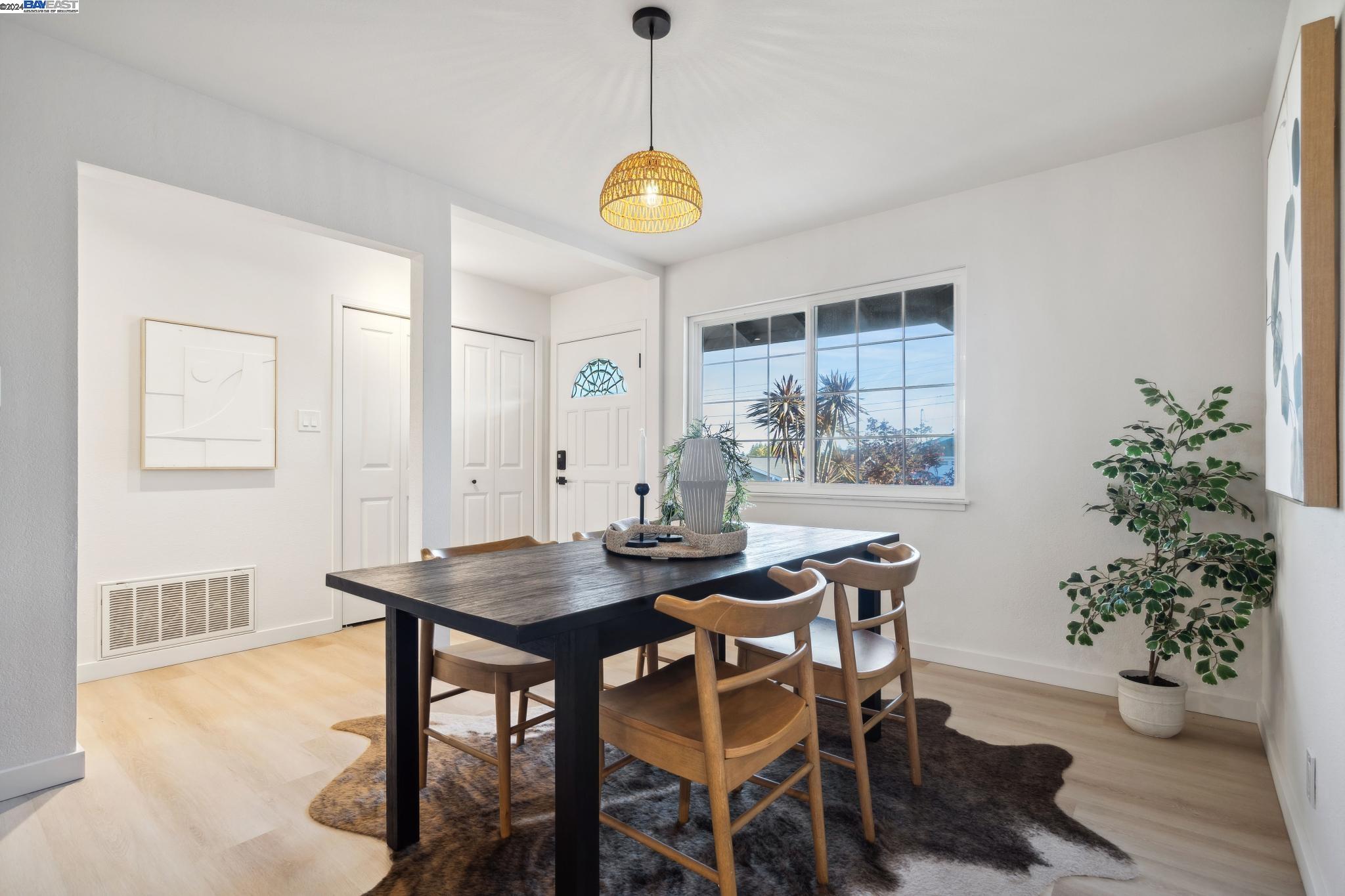 214 Paula Ct