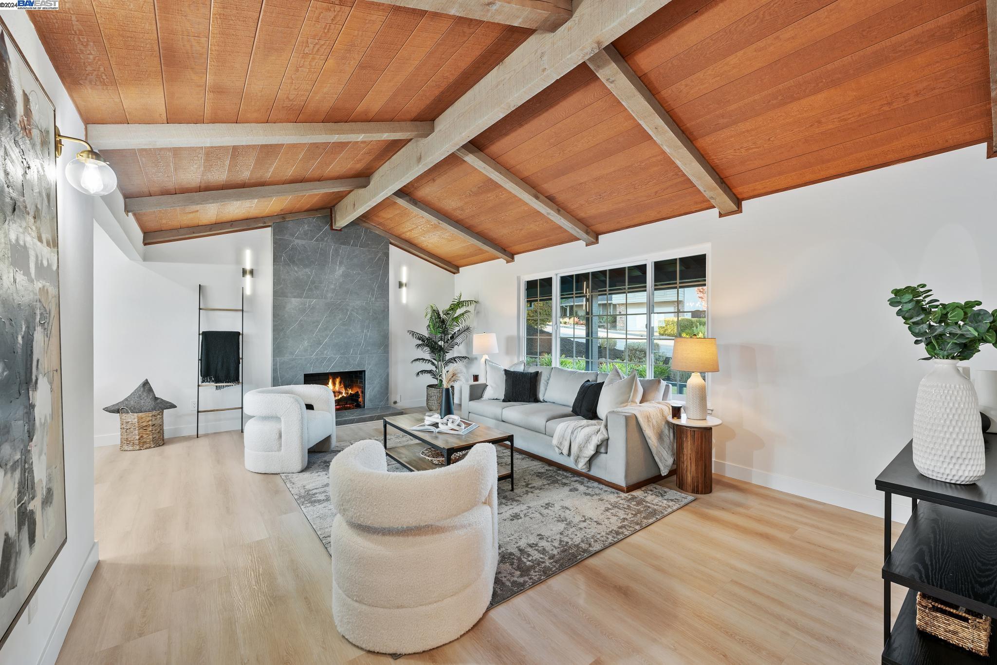 442 Cedar Hill Dr