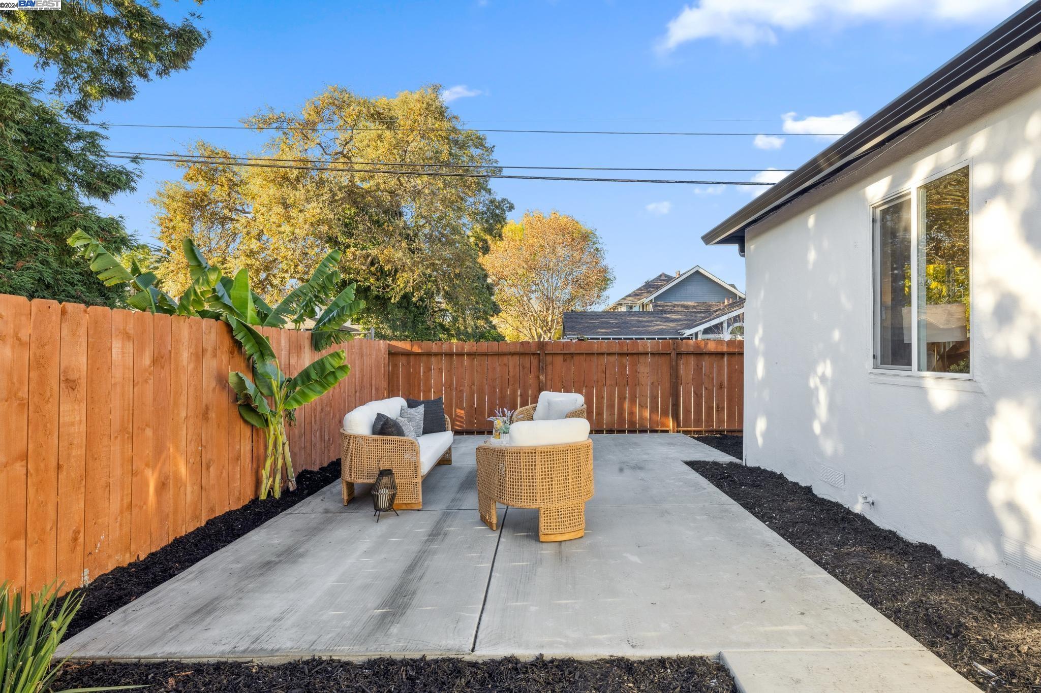 1204 Junipero Ave