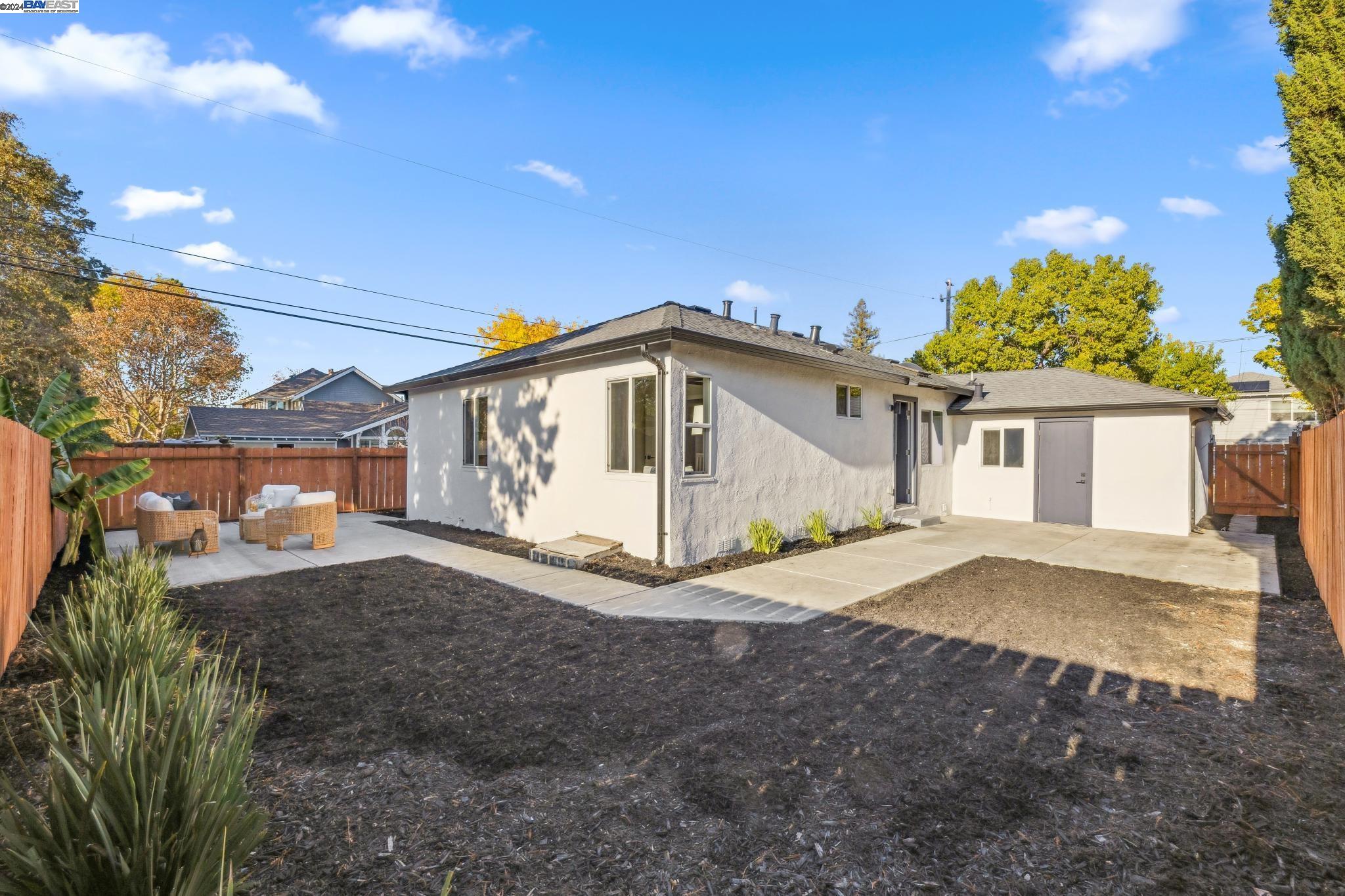 1204 Junipero Ave
