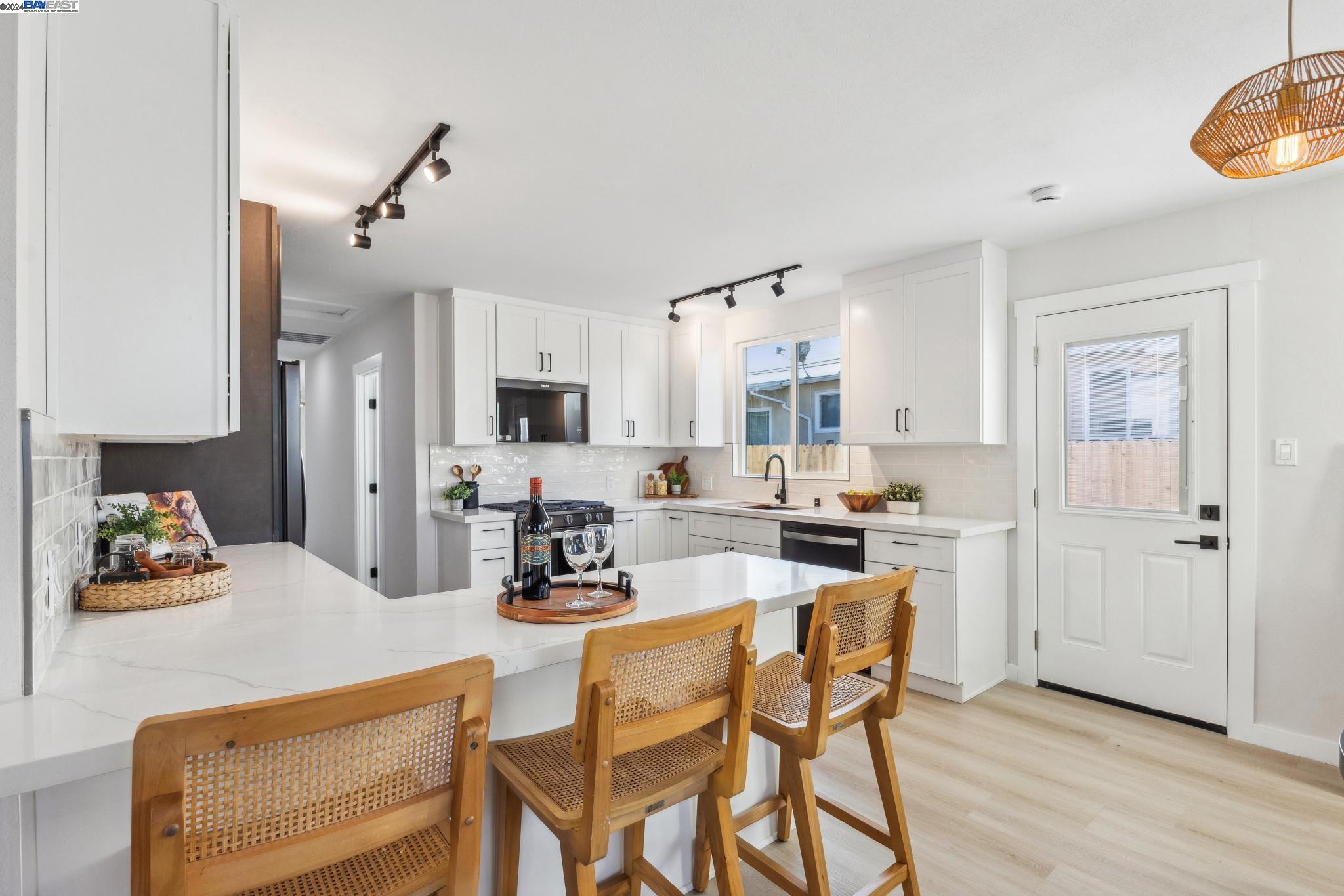 4217 David St