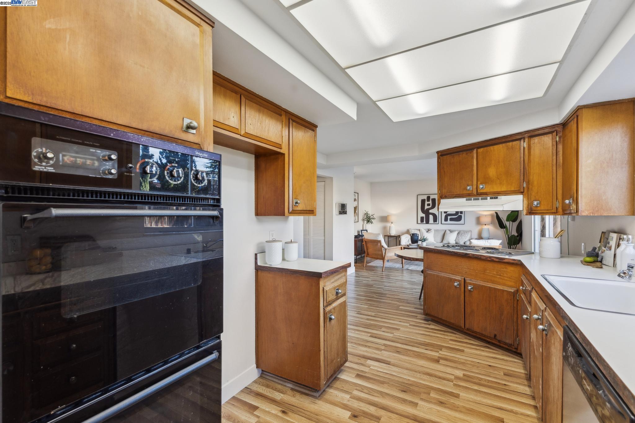 7307 Kolb Pl