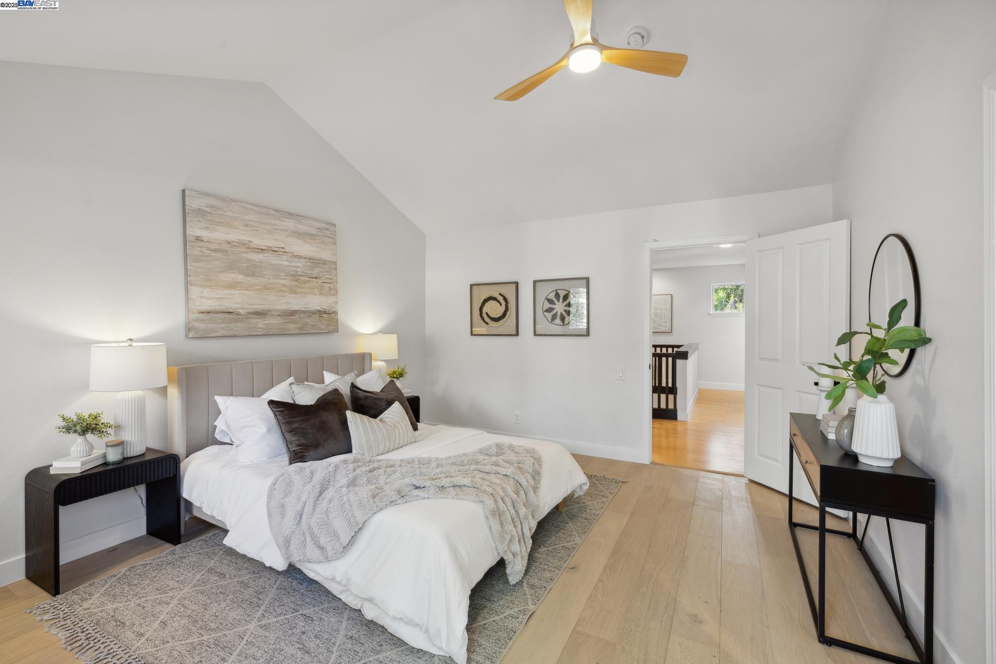 504 Mendocino Way