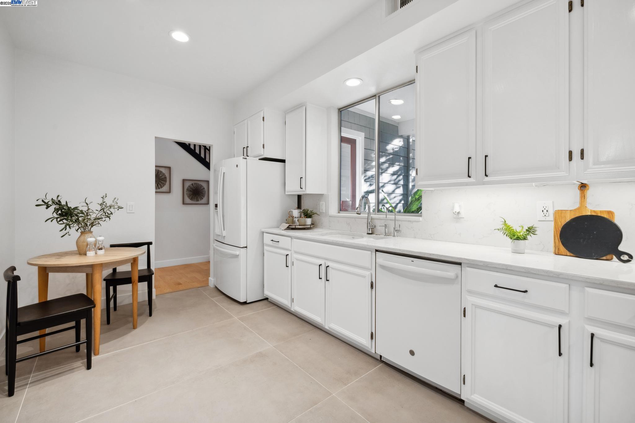 504 Mendocino Way