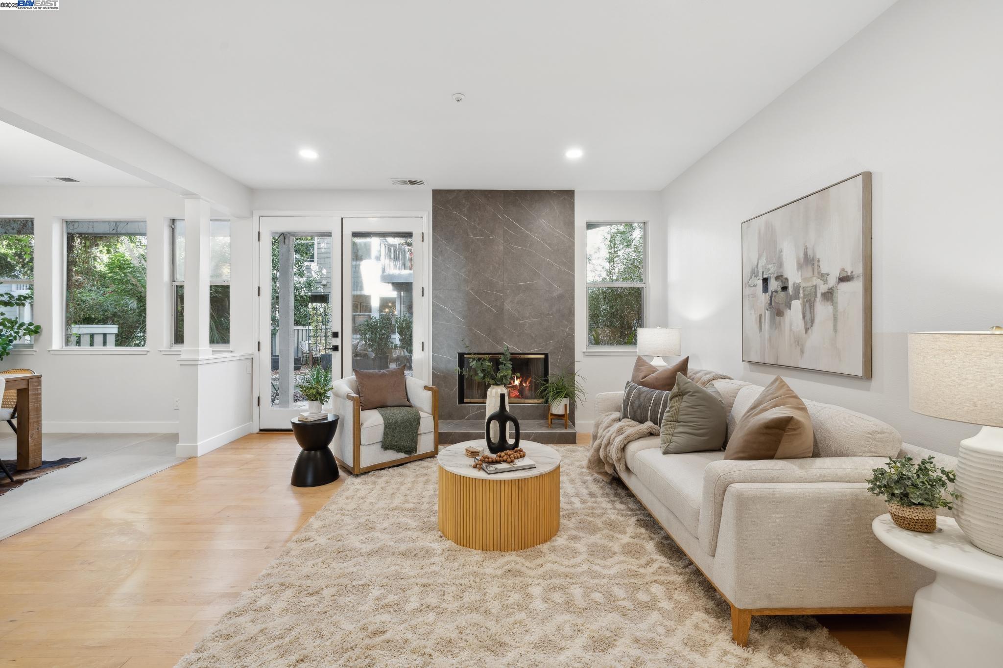 504 Mendocino Way
