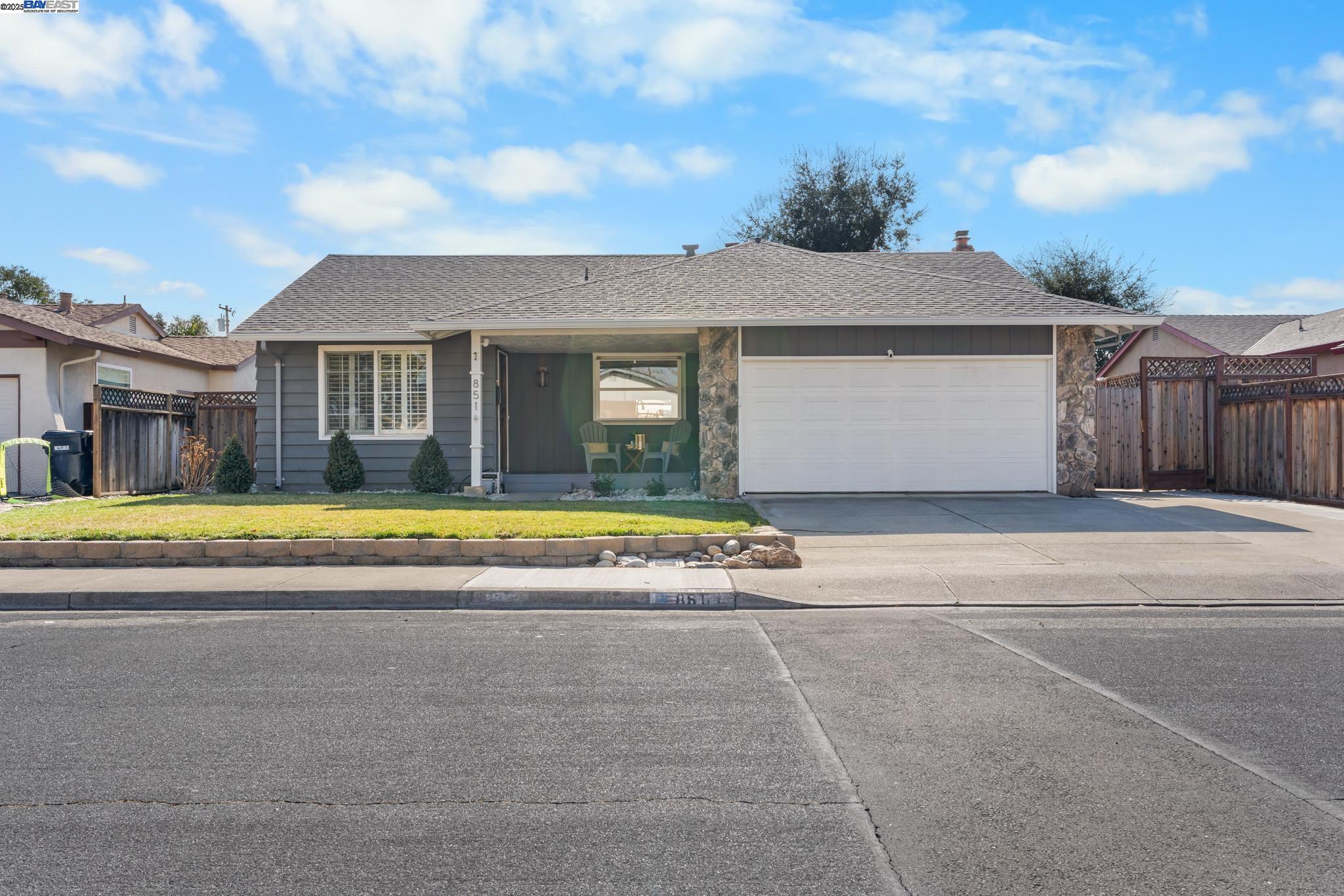 851 Chippewa Way