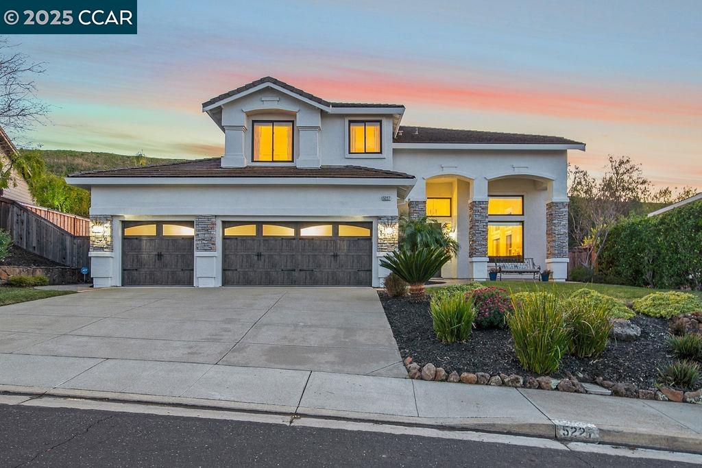 5227 Keller Ridge Dr