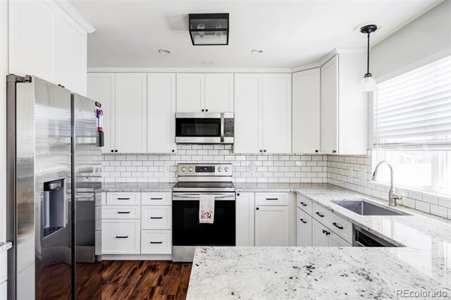 1755 Hermosa Drive