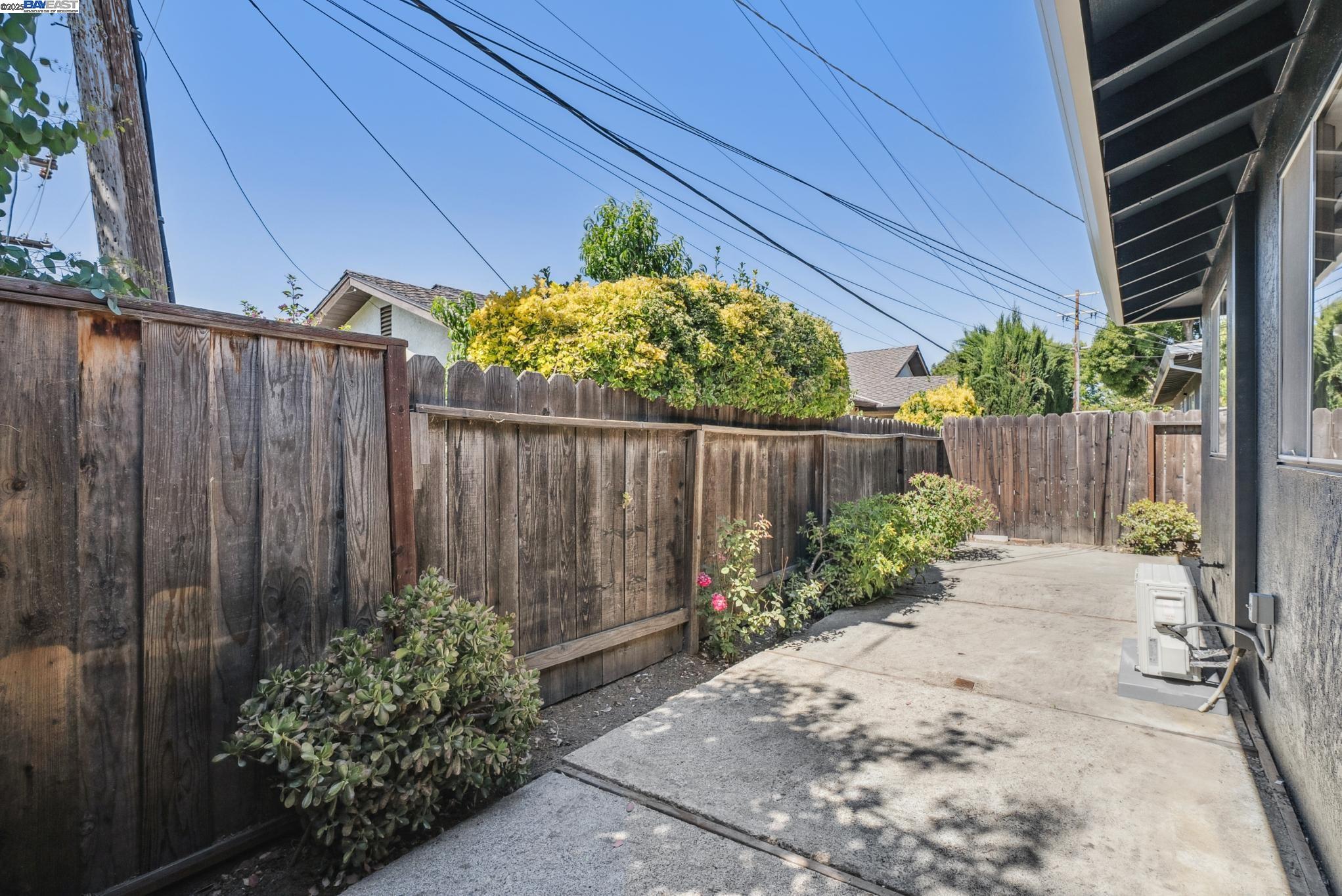 5286 Norma Way