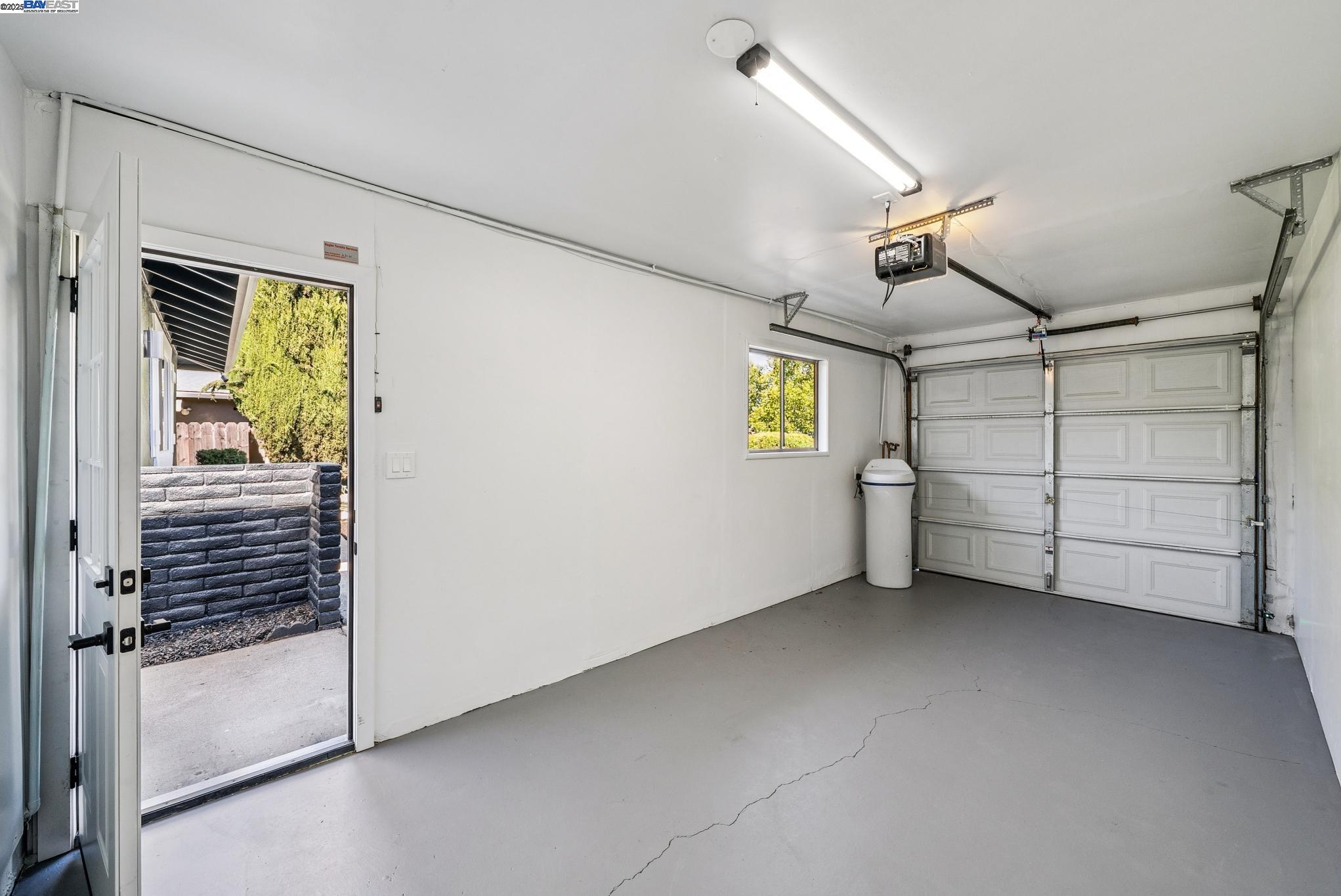 5286 Norma Way