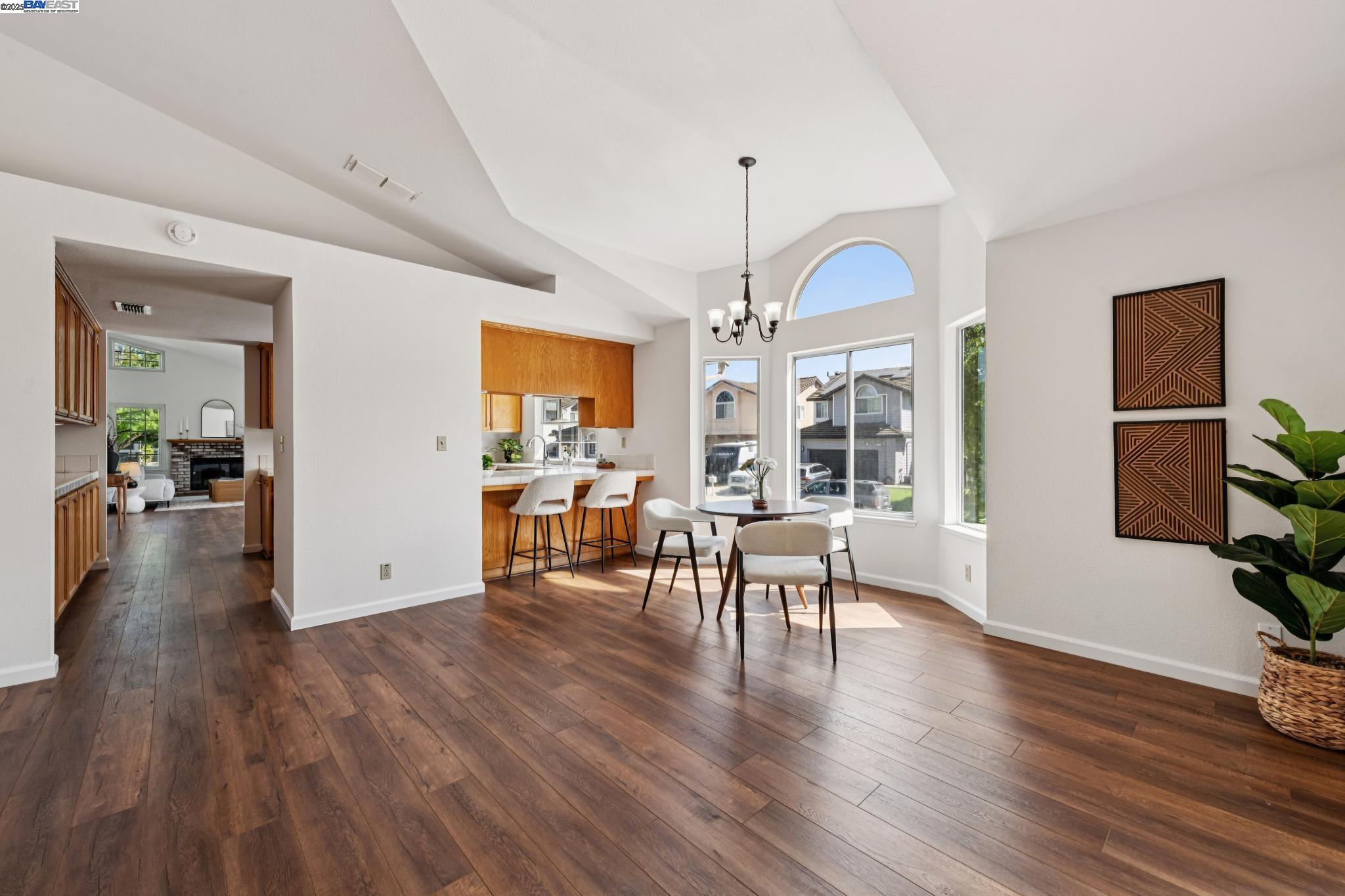 4415 Folsom Dr