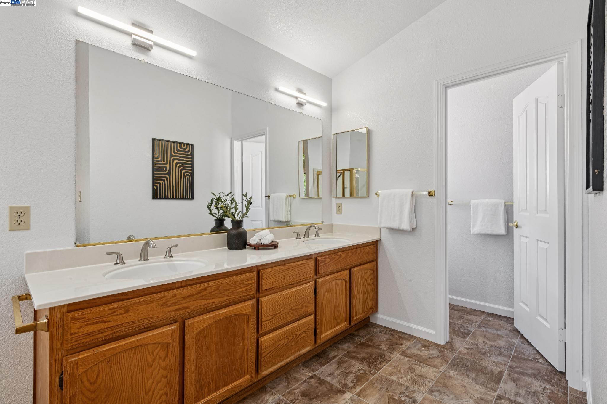 4415 Folsom Dr