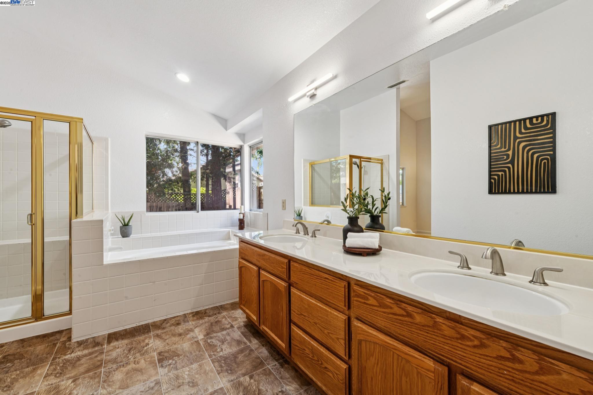 4415 Folsom Dr