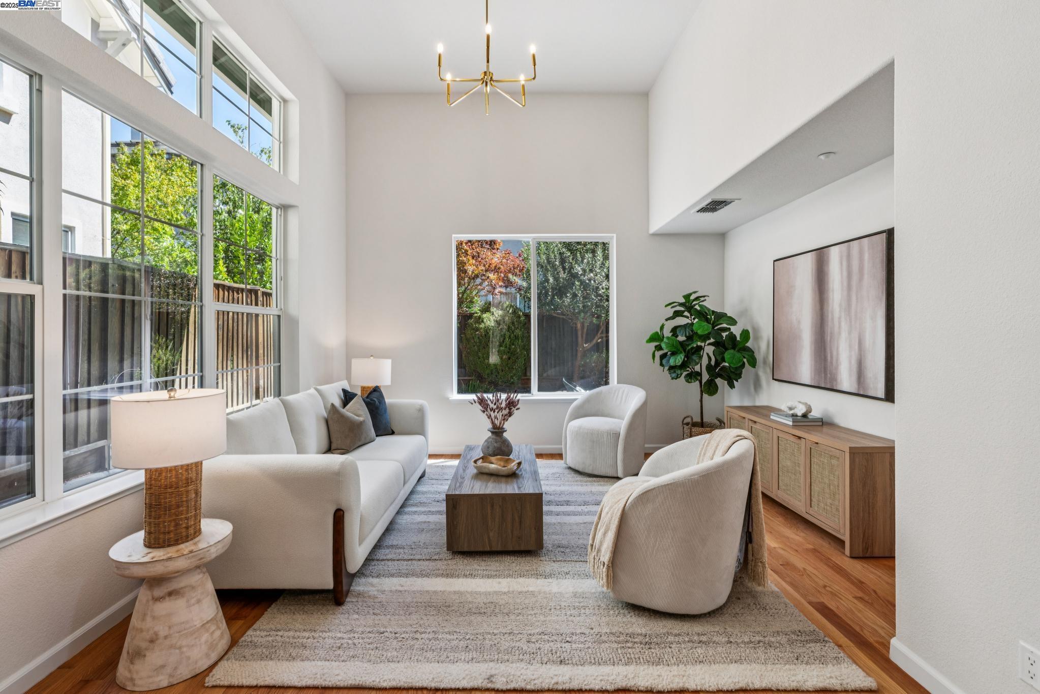 5929 Linwood Cmn