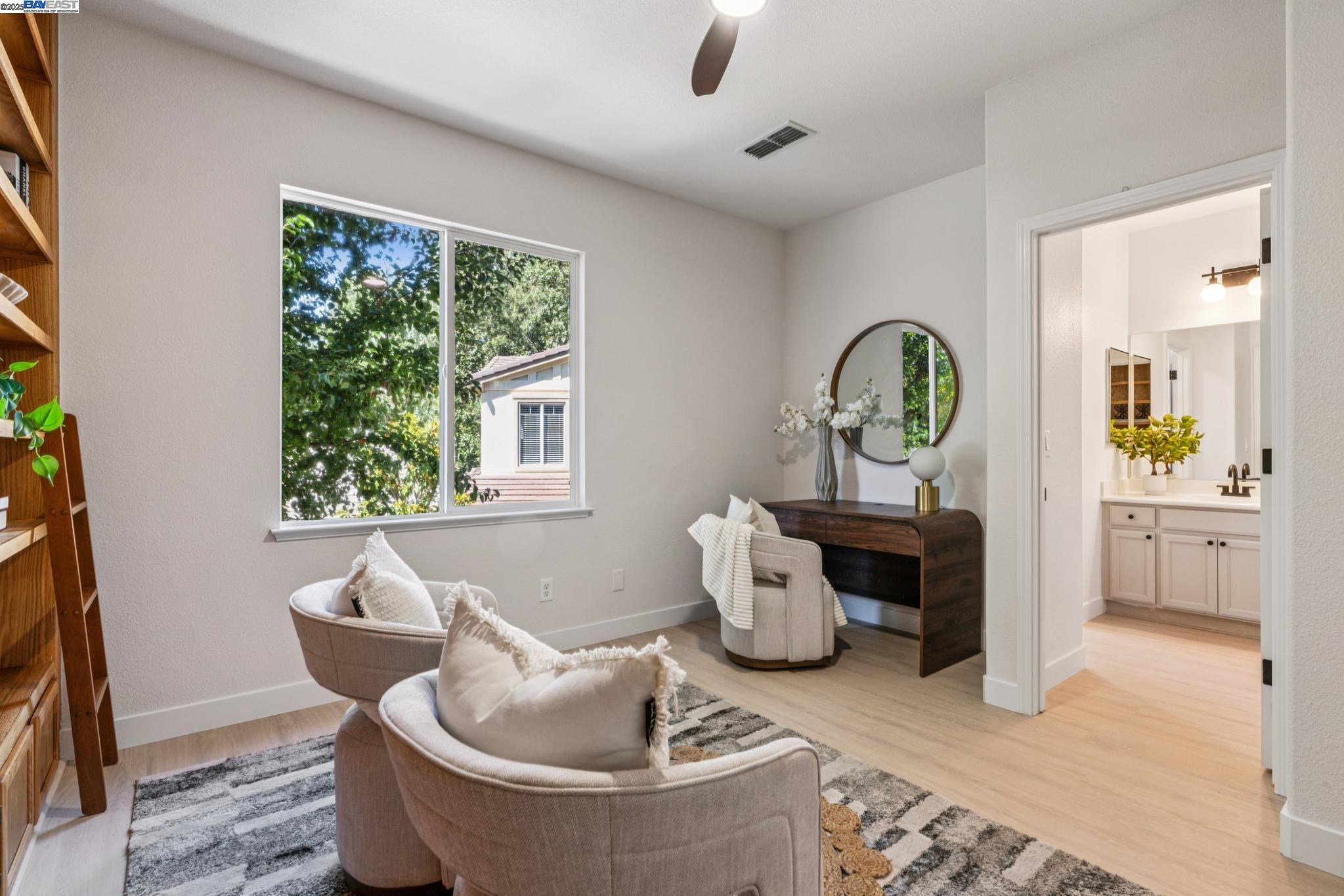5929 Linwood Cmn