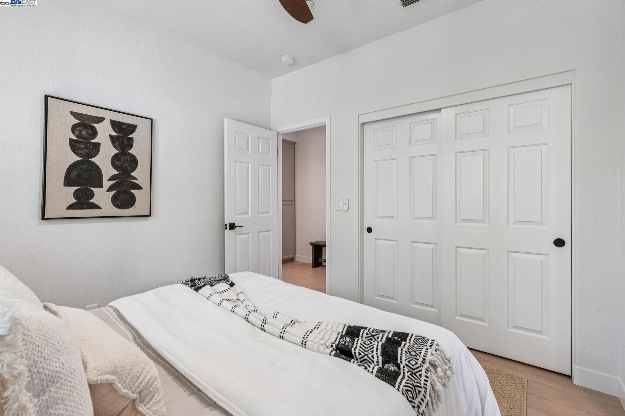 5929 Linwood Cmn