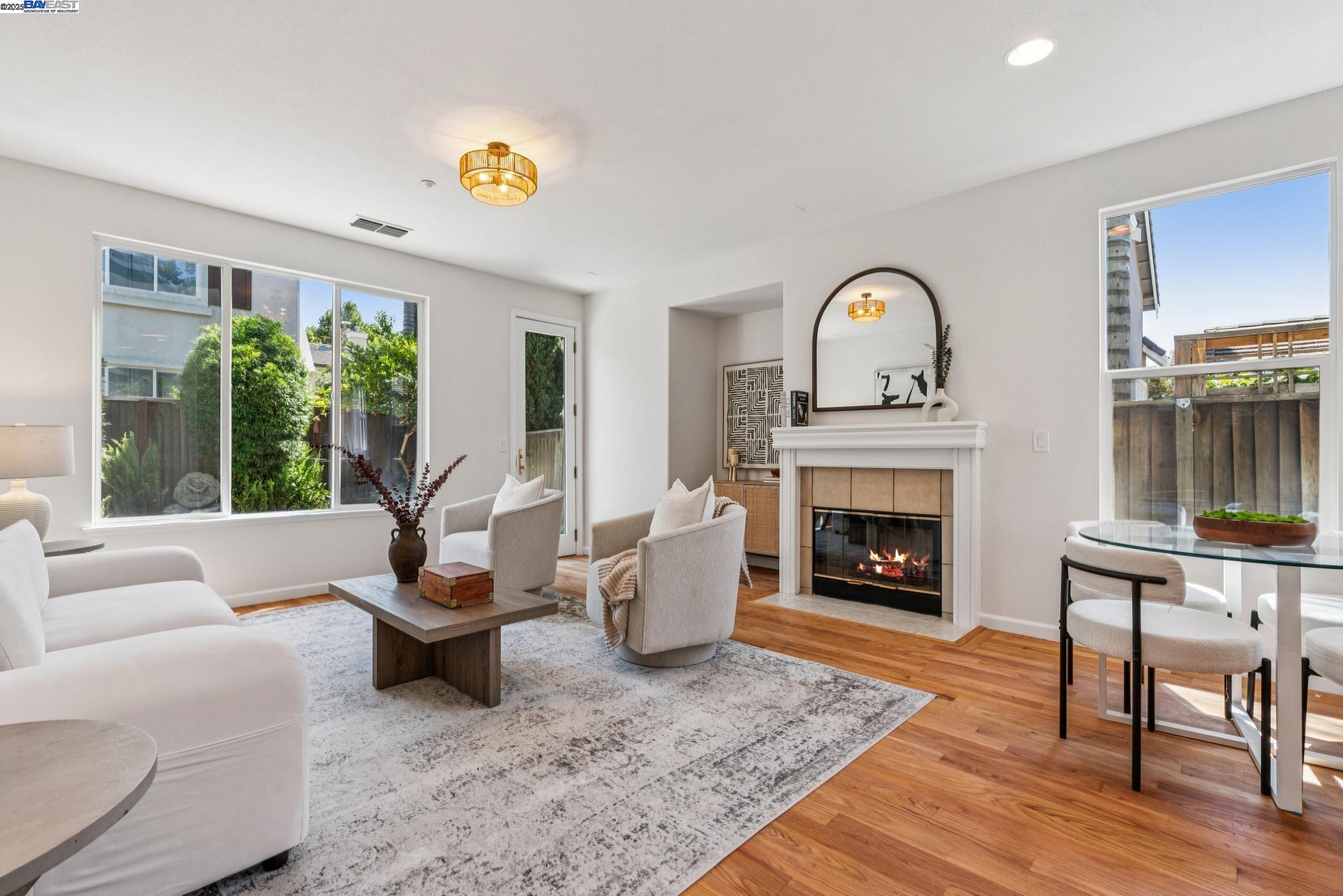 5929 Linwood Cmn