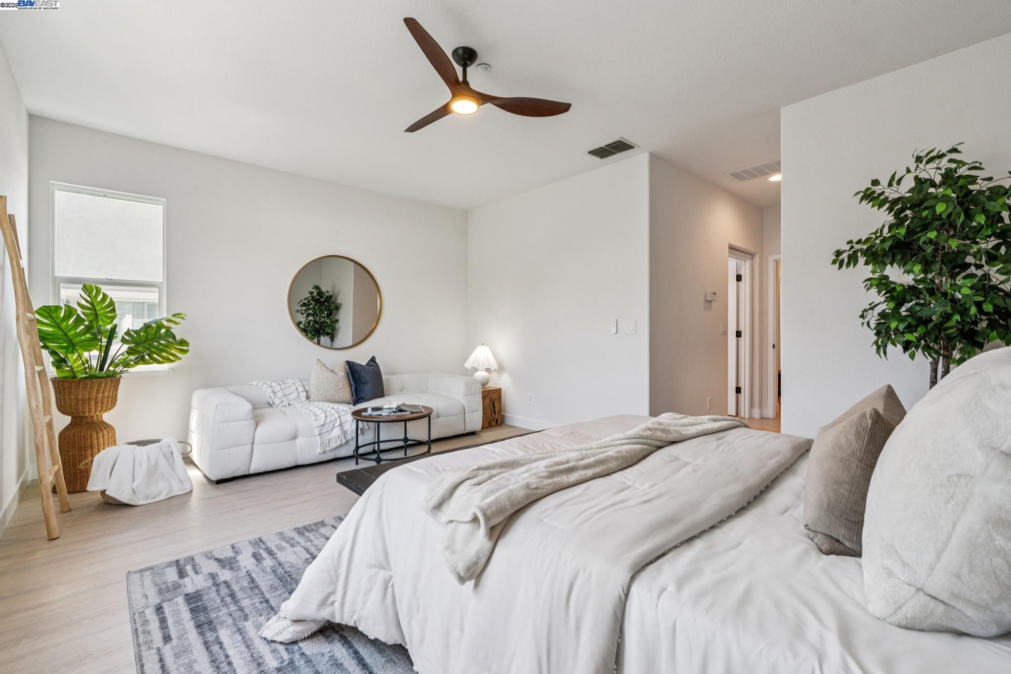 5929 Linwood Cmn