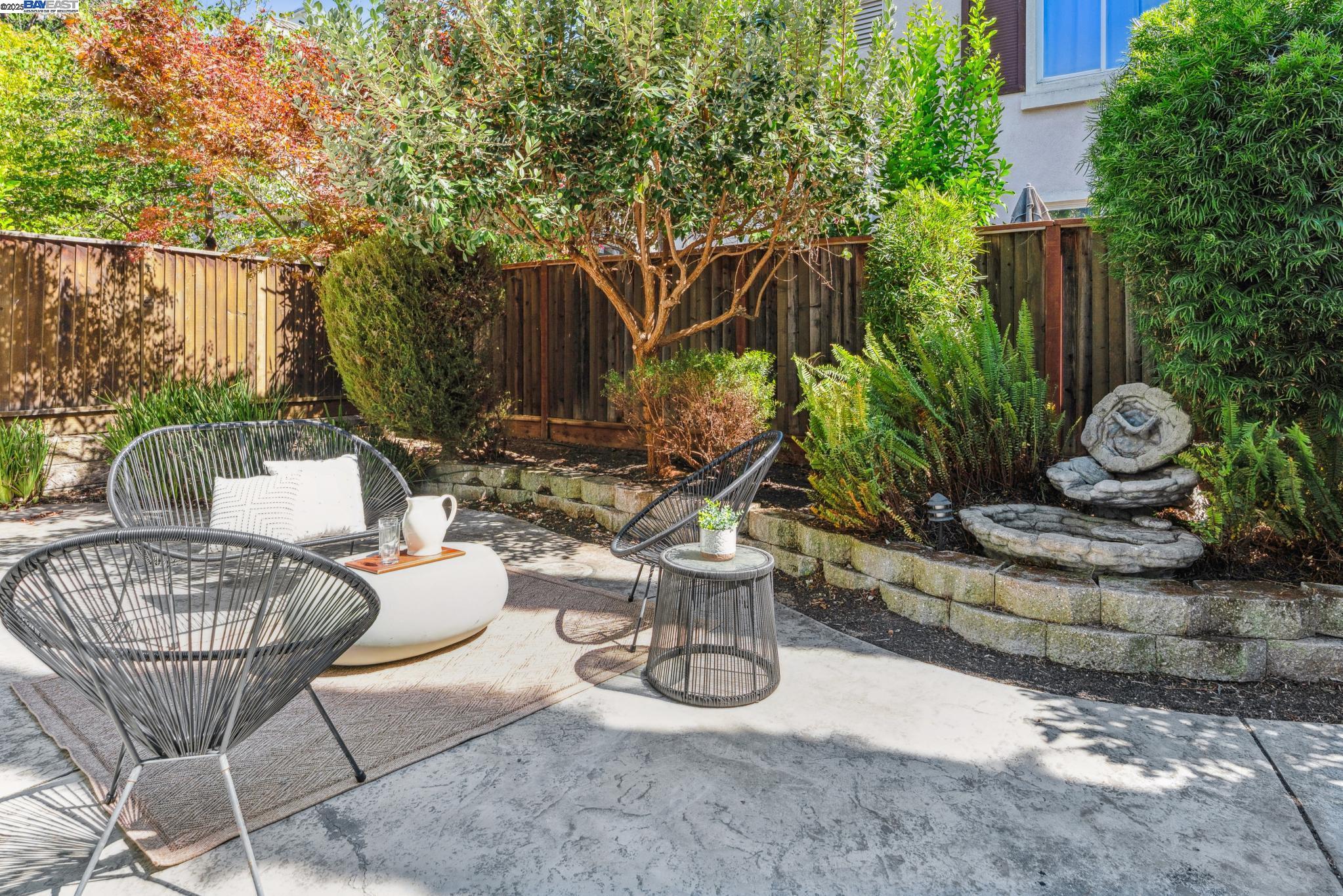 5929 Linwood Cmn