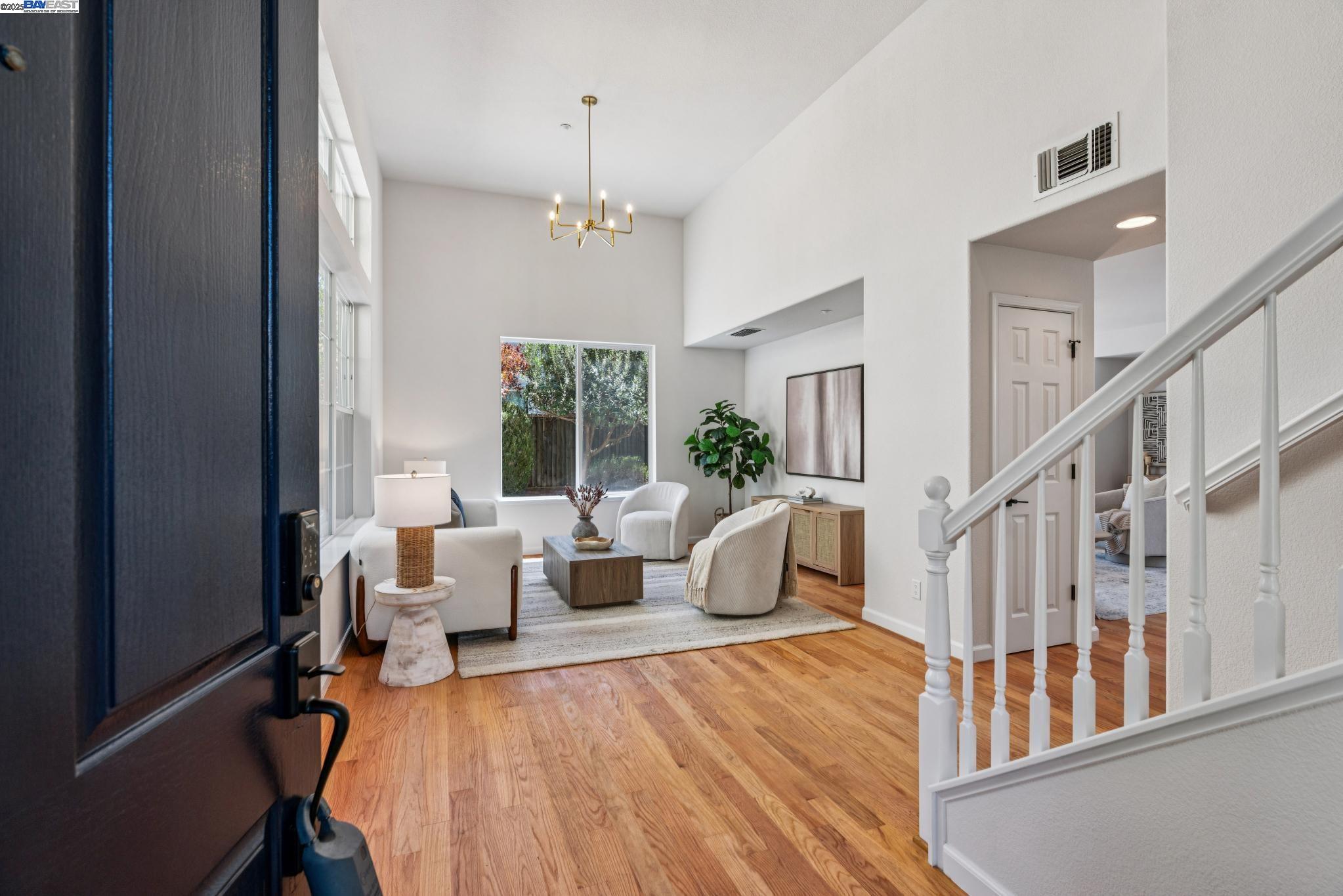 5929 Linwood Cmn