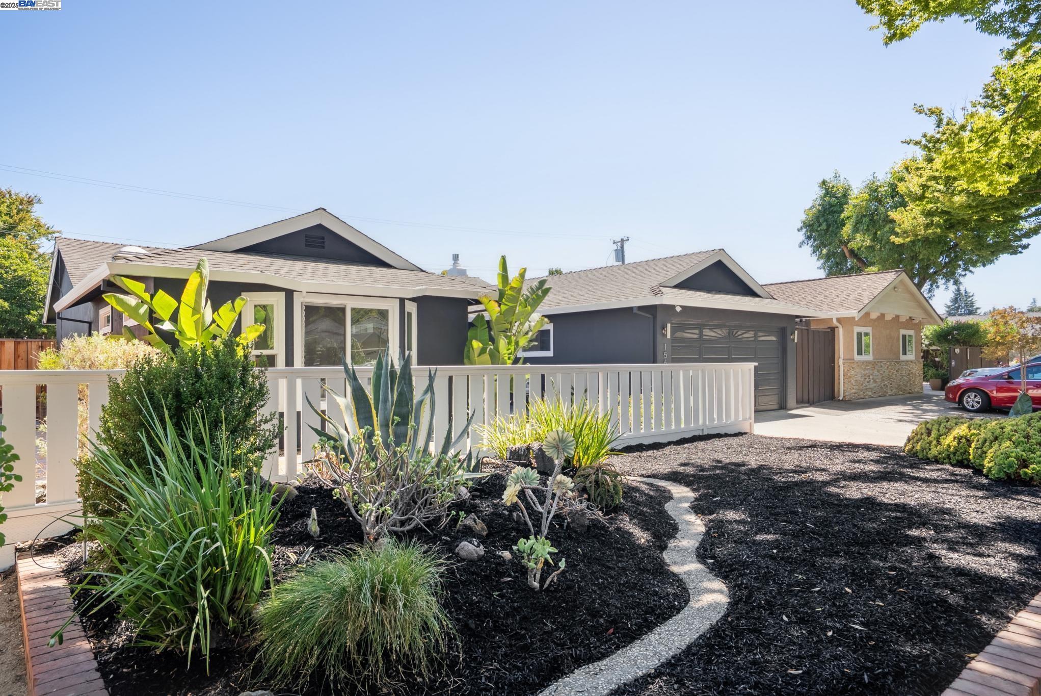 1568 Willowgate Dr