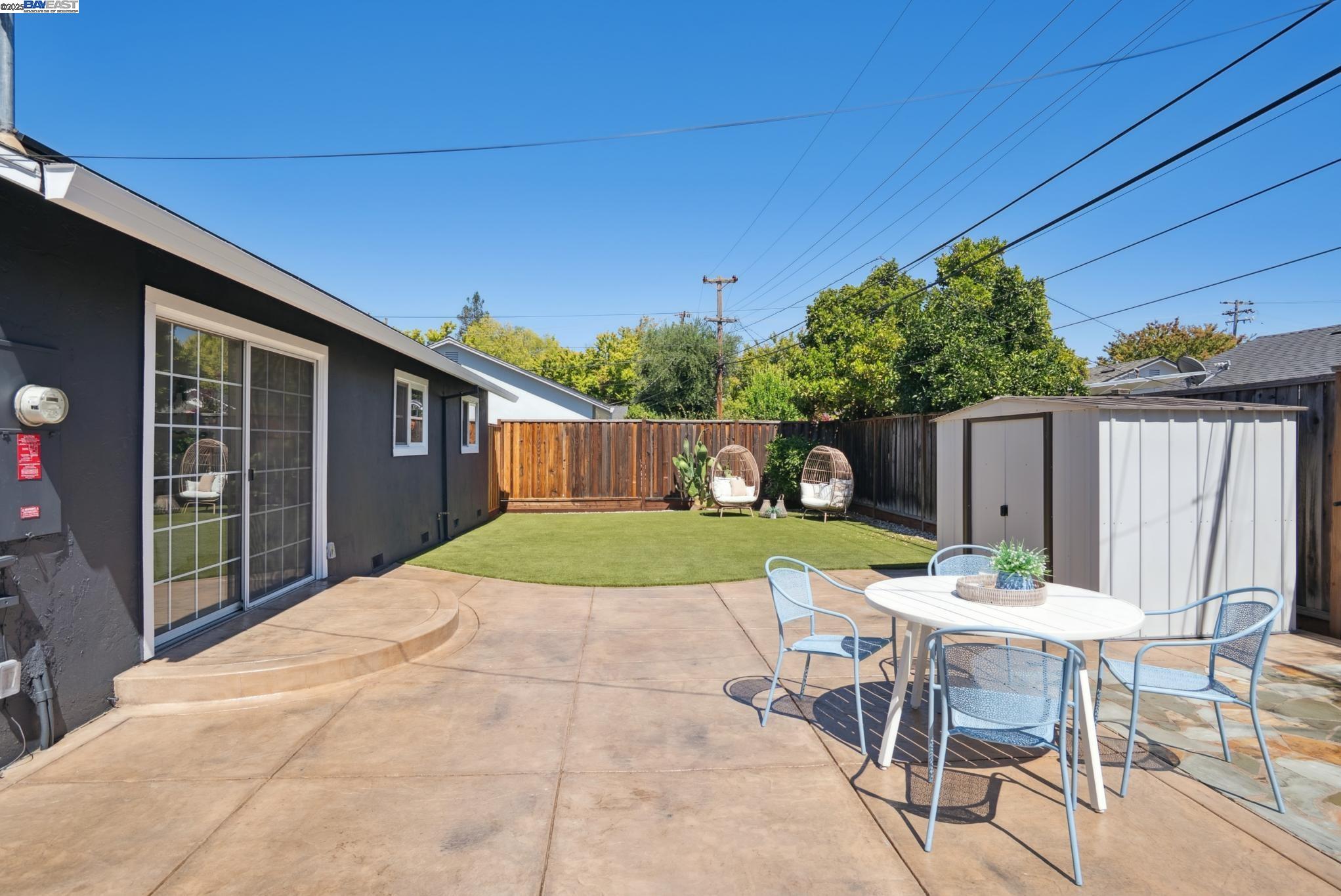 1568 Willowgate Dr