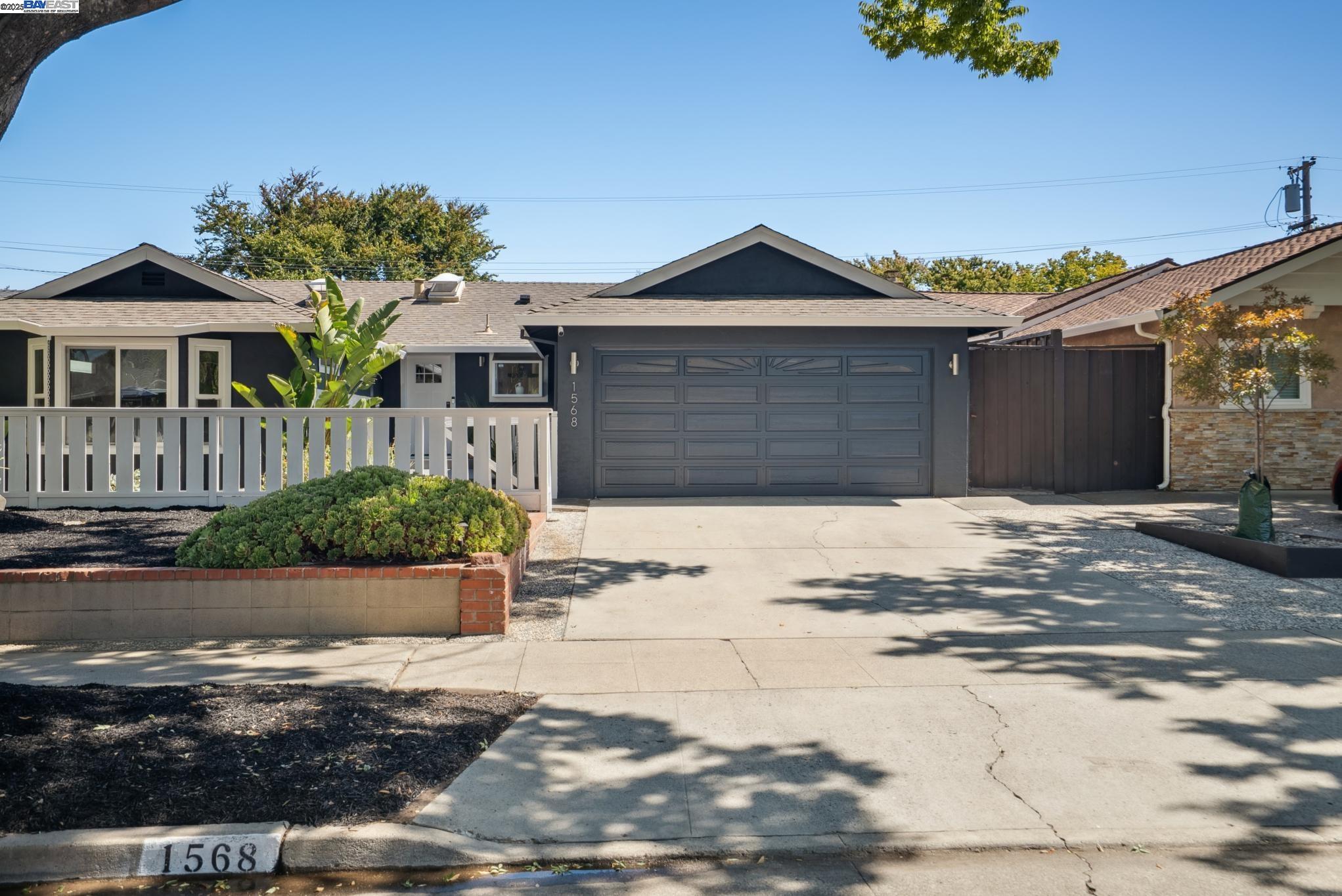 1568 Willowgate Dr
