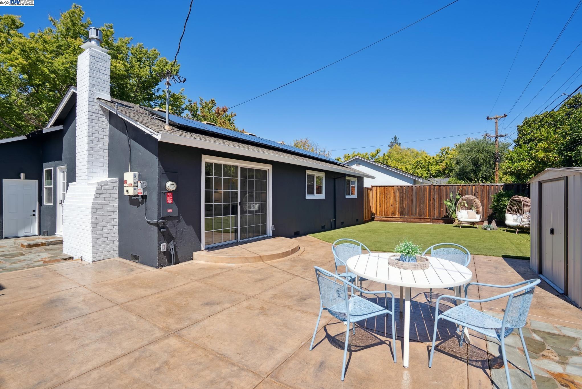 1568 Willowgate Dr