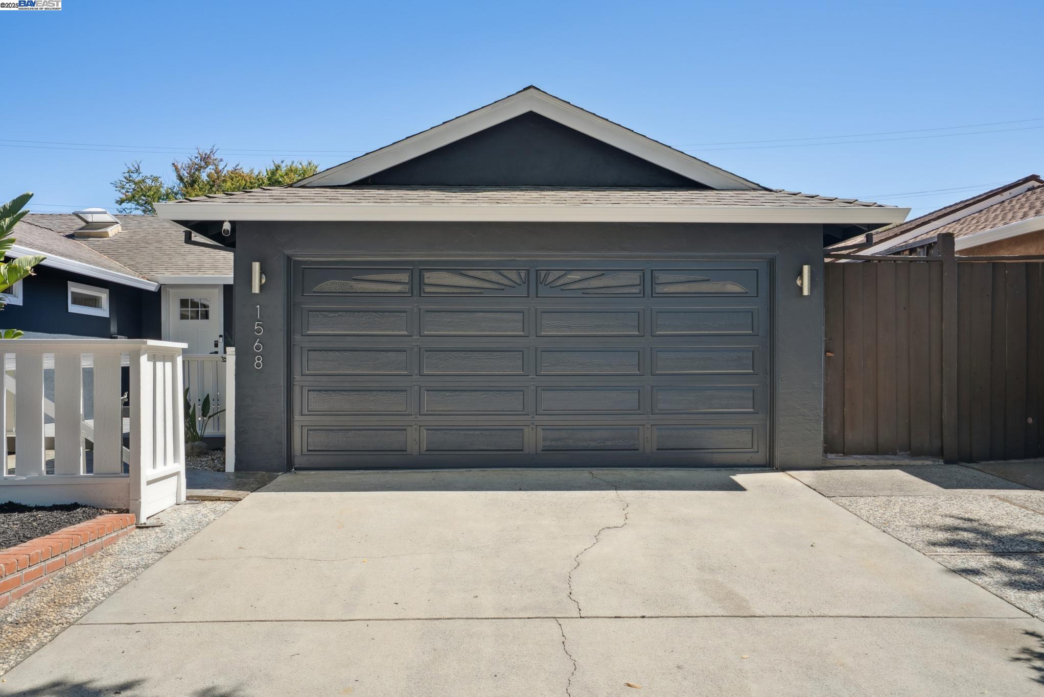 1568 Willowgate Dr