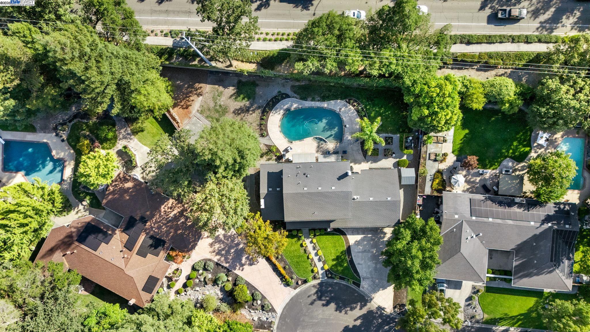 90 Princeton Ct