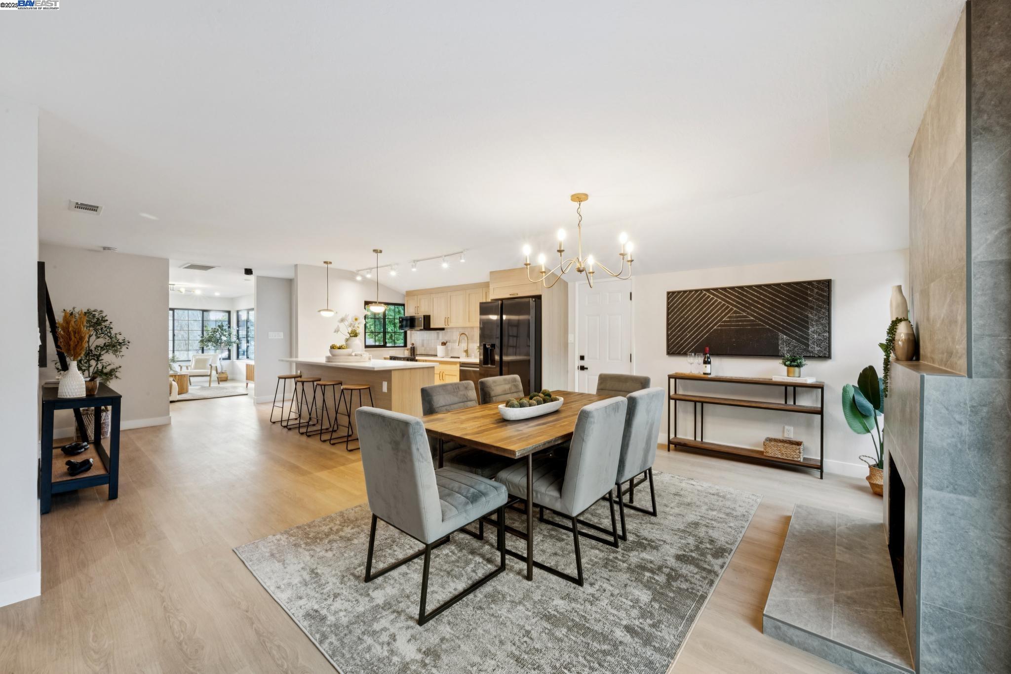 6740 Normandy Dr