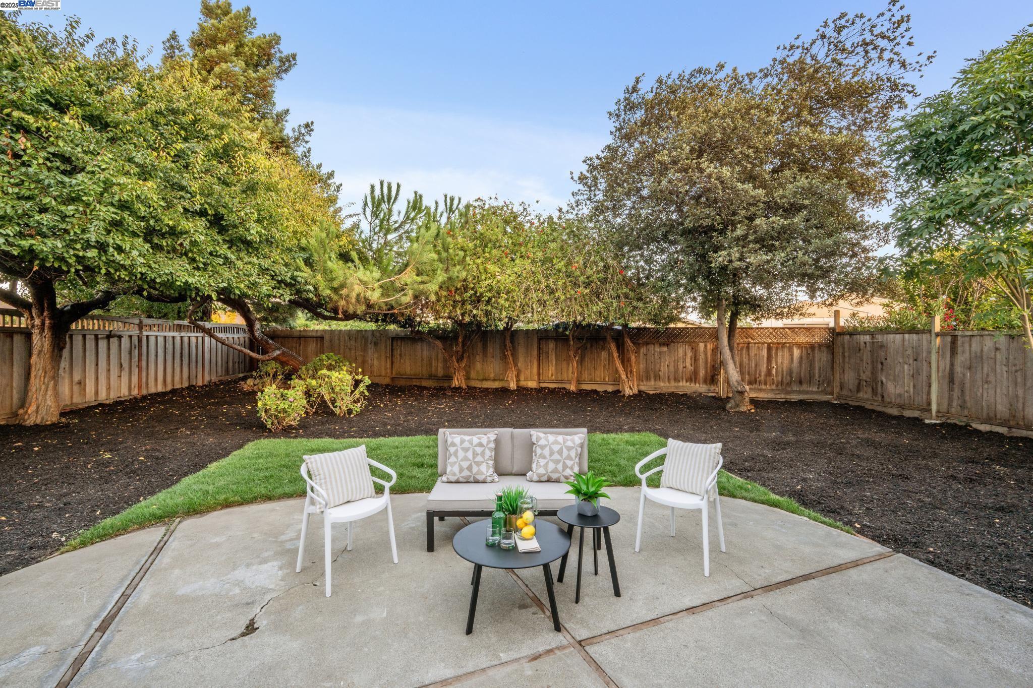 6740 Normandy Dr