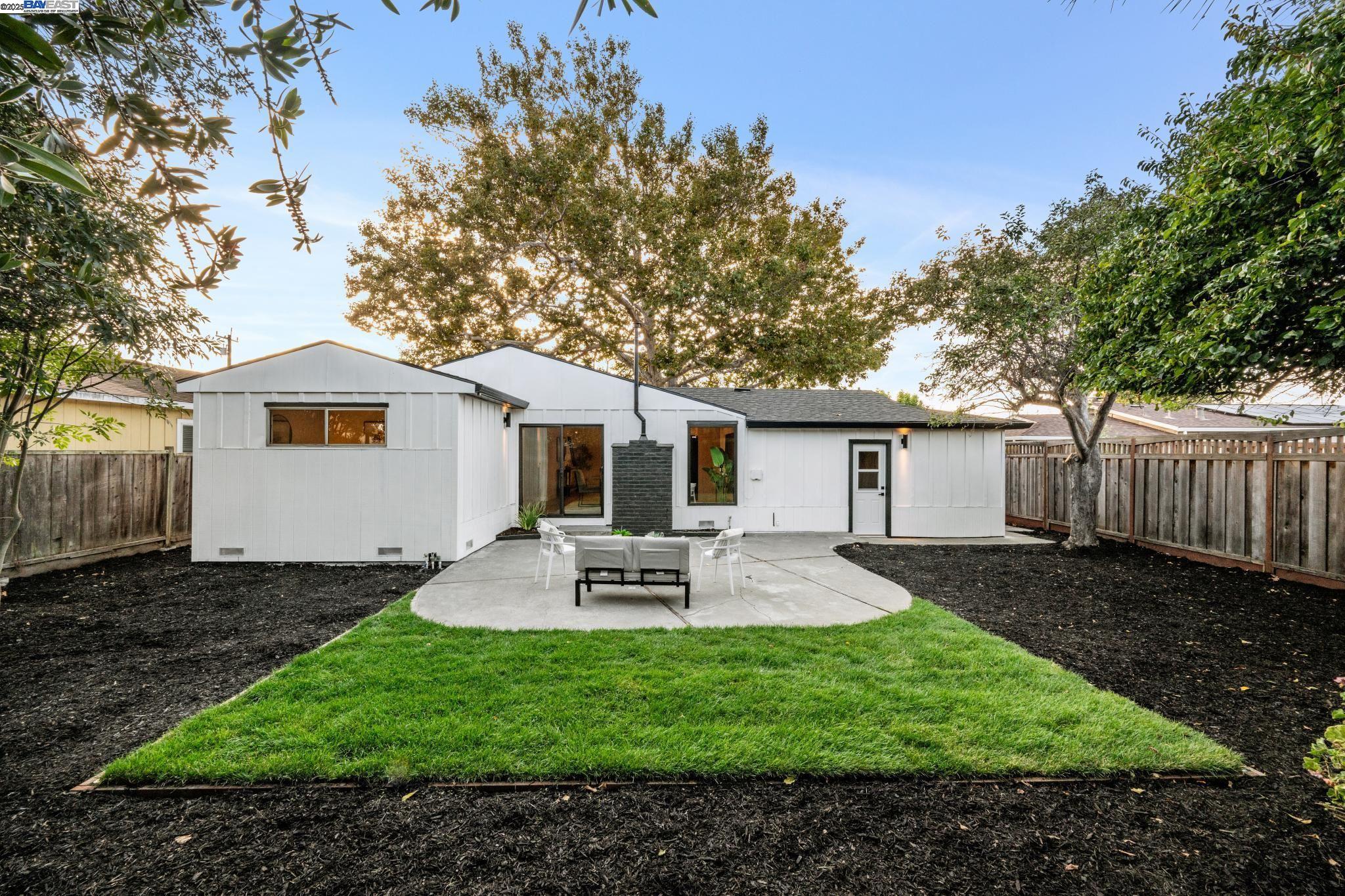 6740 Normandy Dr