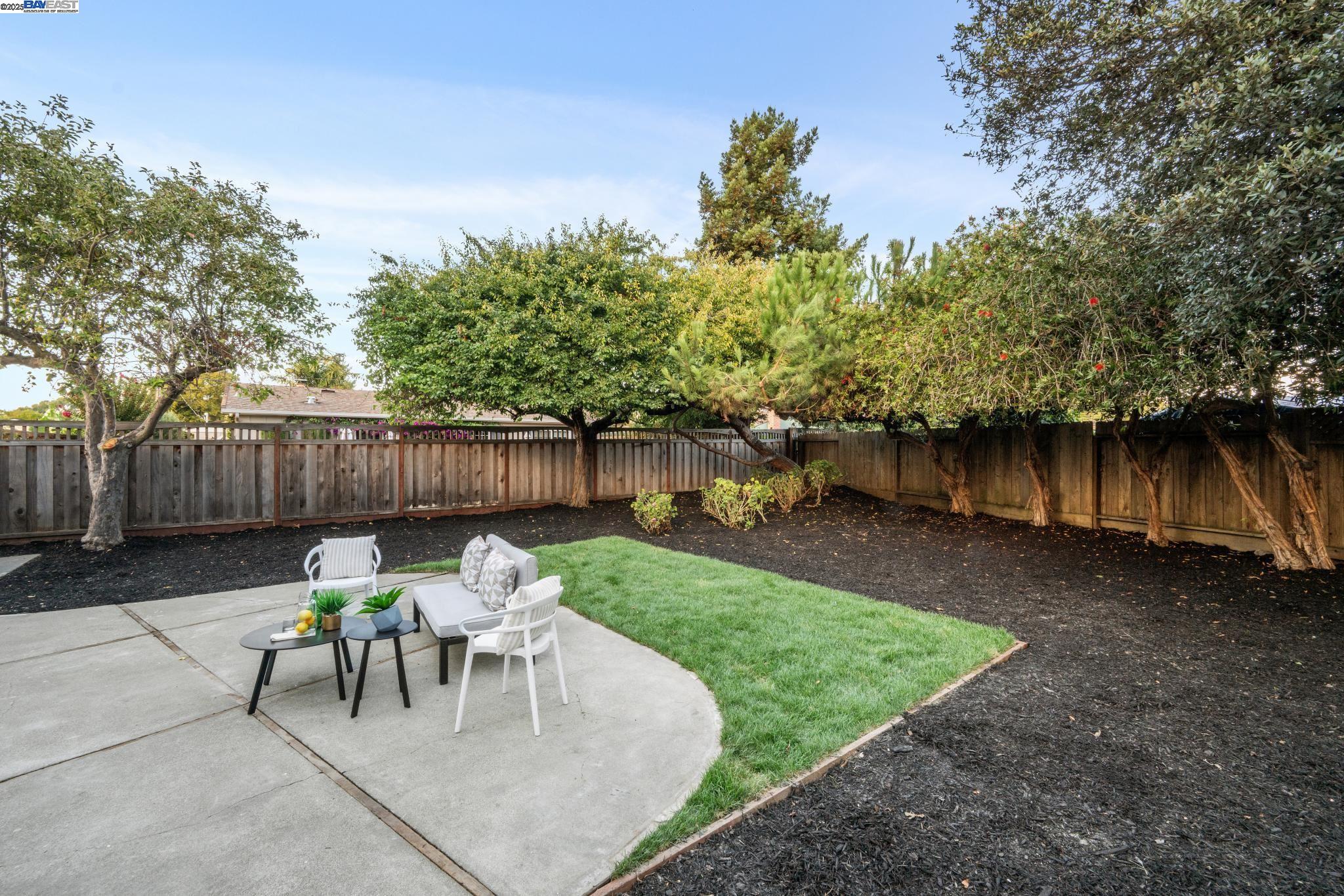 6740 Normandy Dr