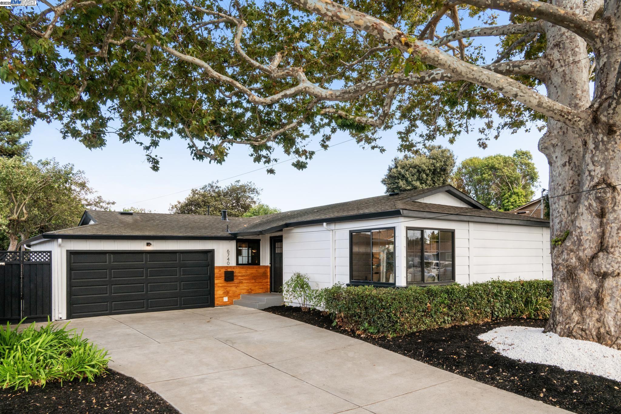 6740 Normandy Dr