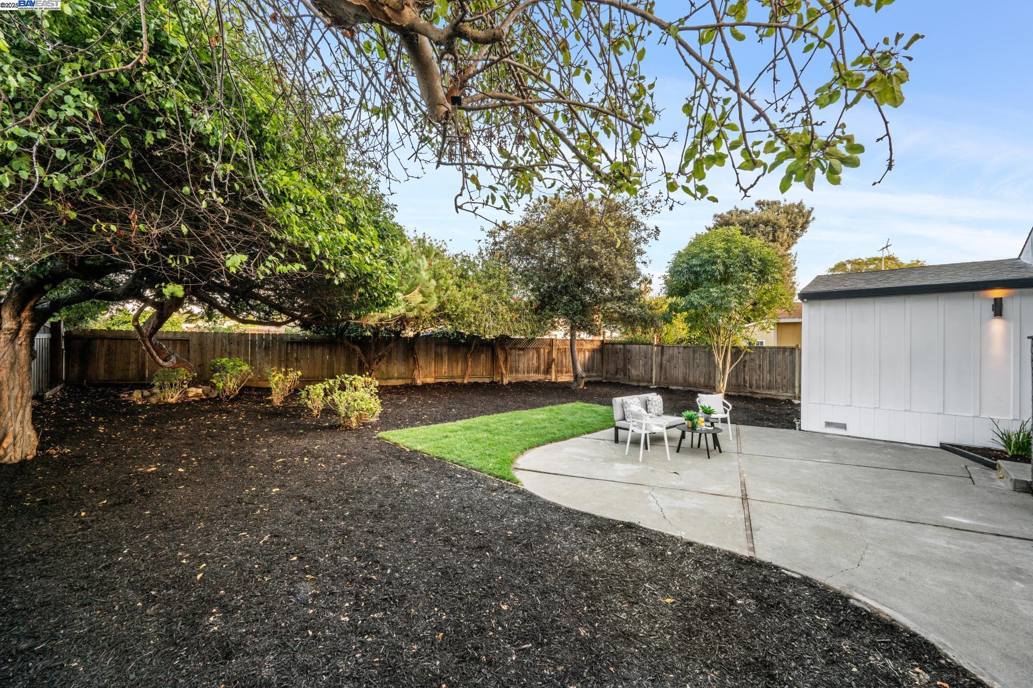 6740 Normandy Dr