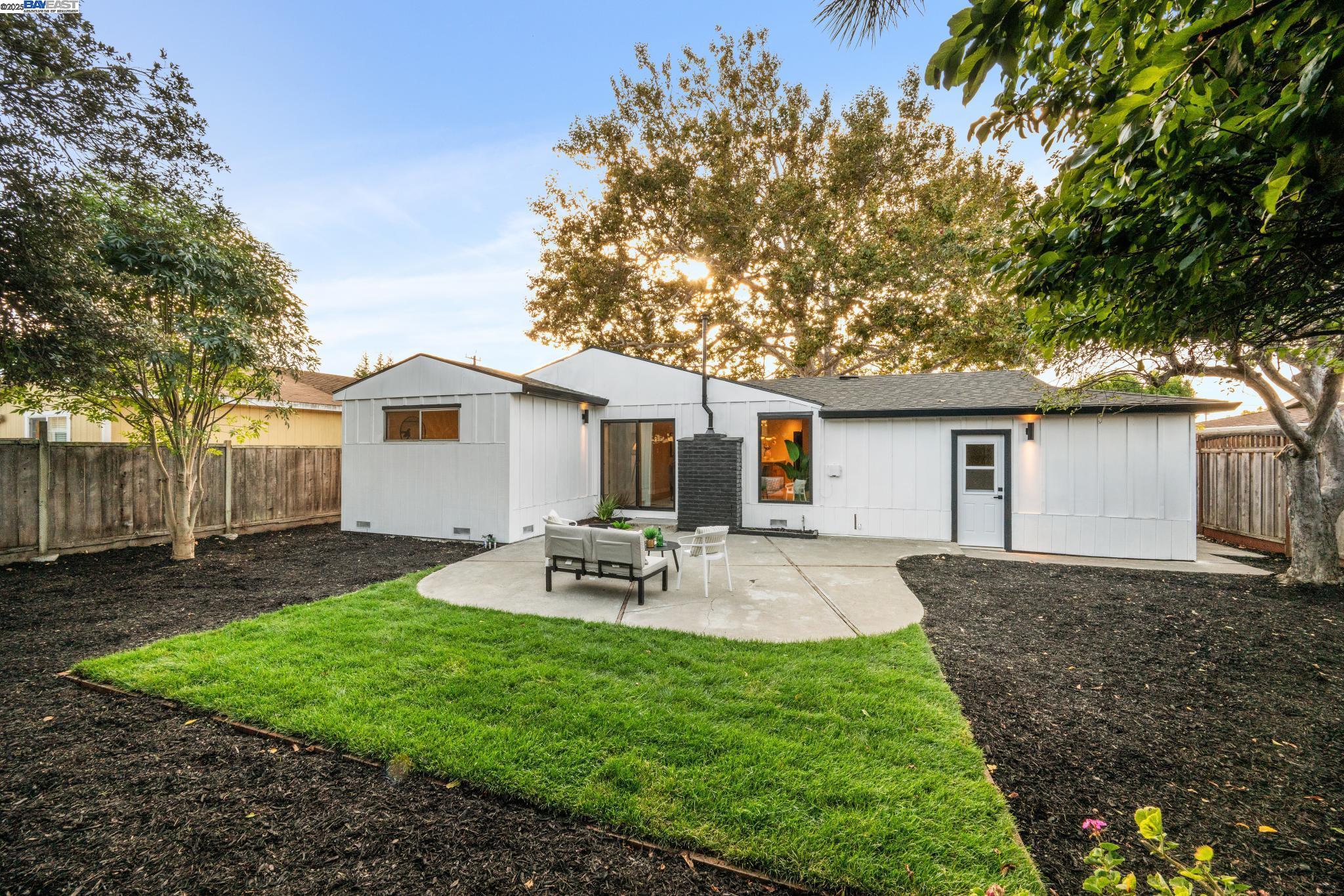 6740 Normandy Dr