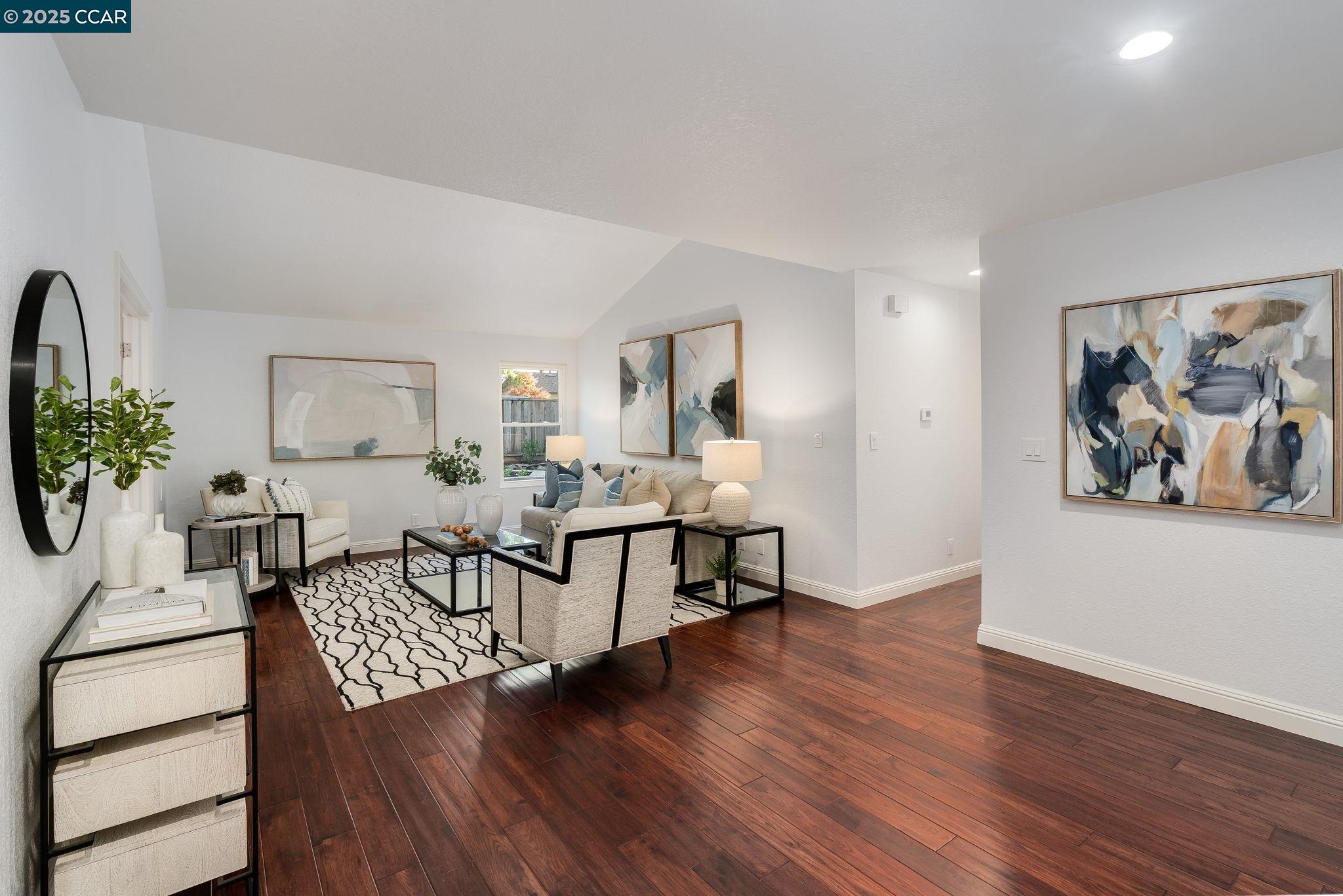2828 Aptos Way