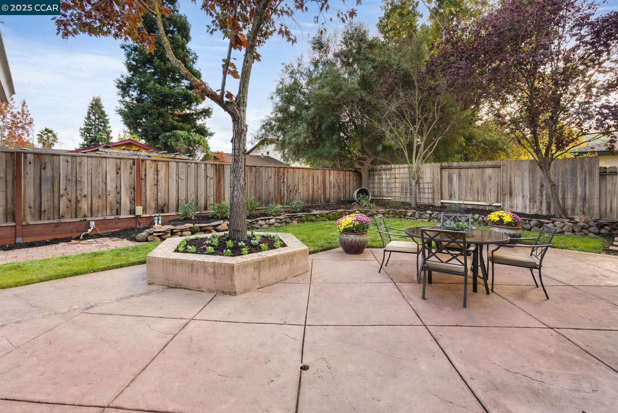 2828 Aptos Way