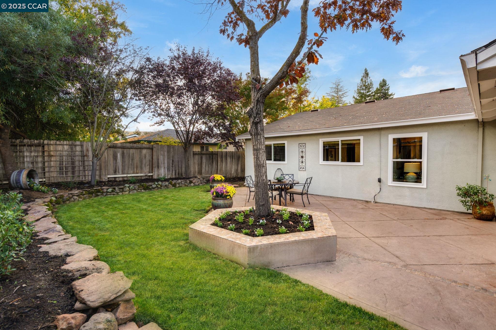 2828 Aptos Way